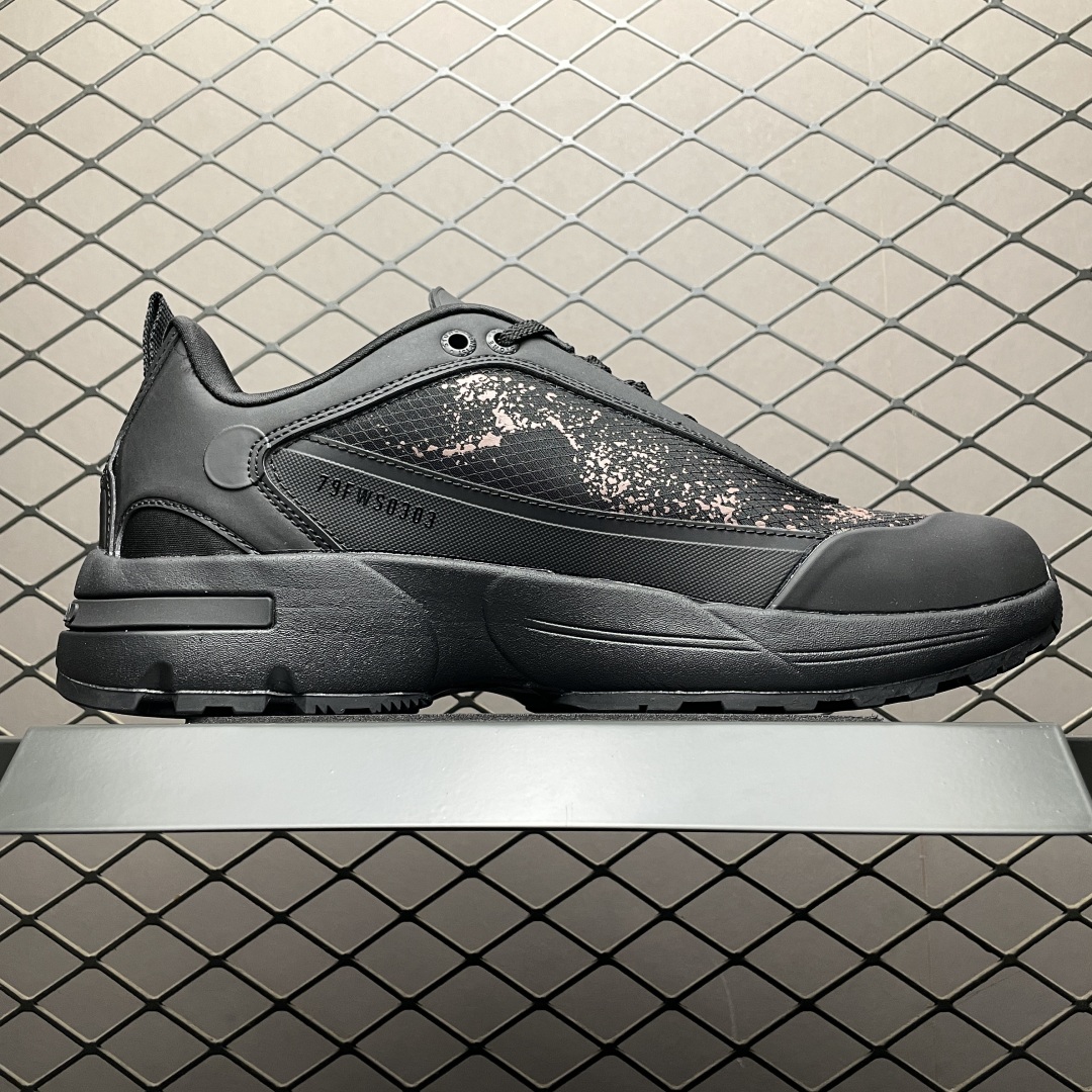 Stone Island Grime Panelled Mesh Outdoor Sneakers Black