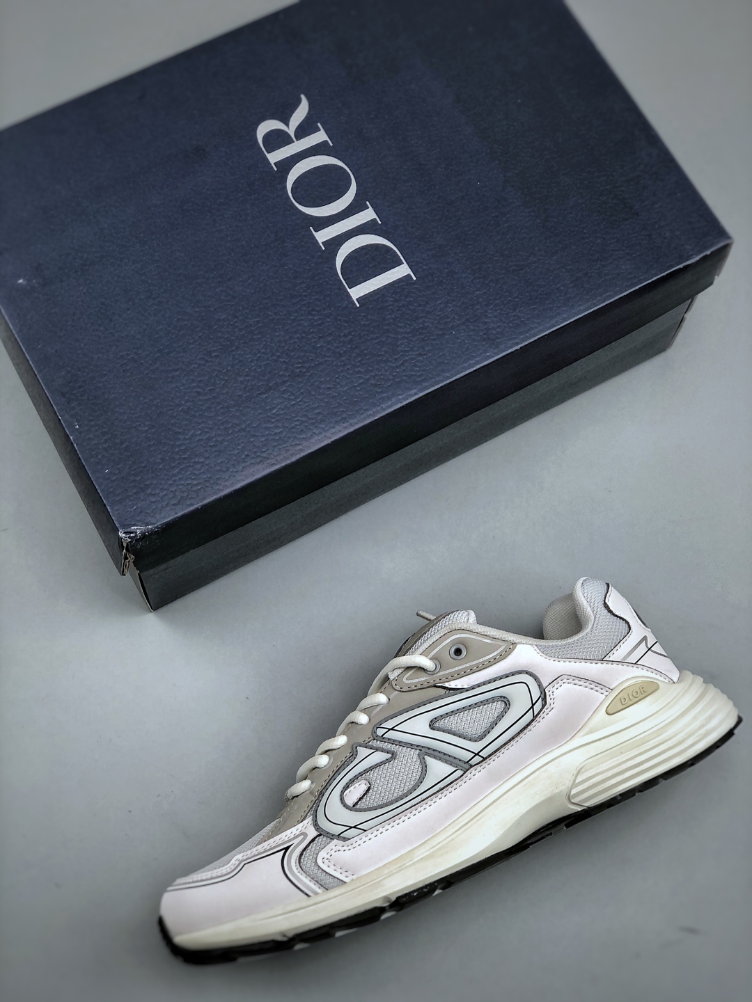 Dior B30 Chunky Sneakers White/Grey