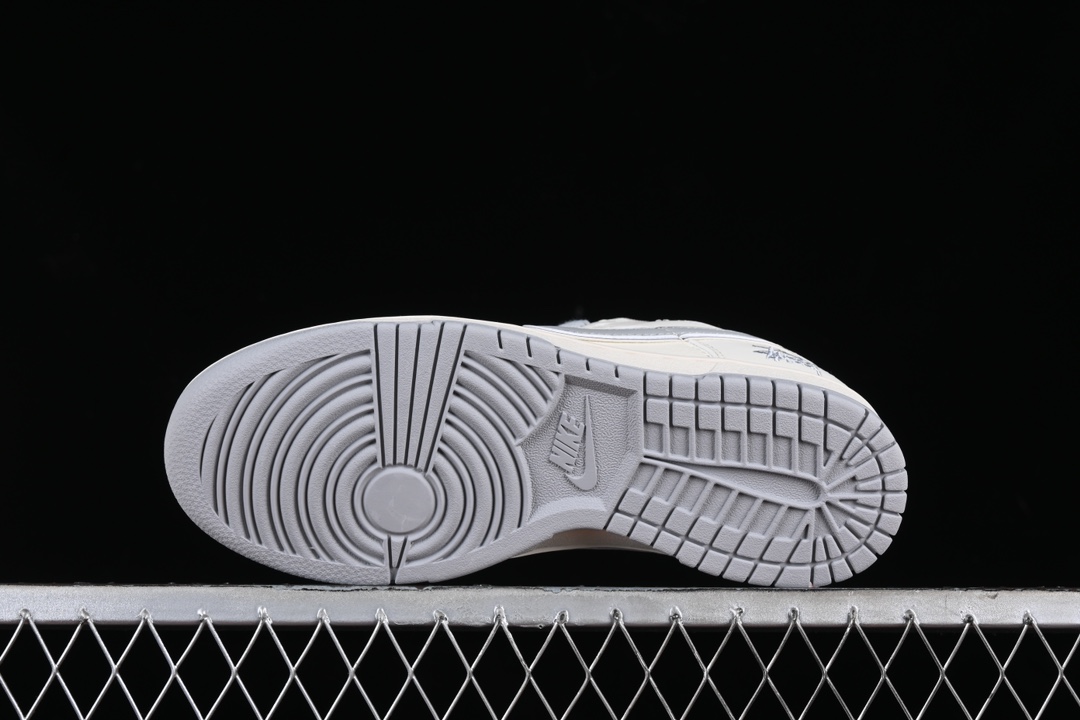 Nike SB Dunk Low x Stussy Anniversary Ivory Grey