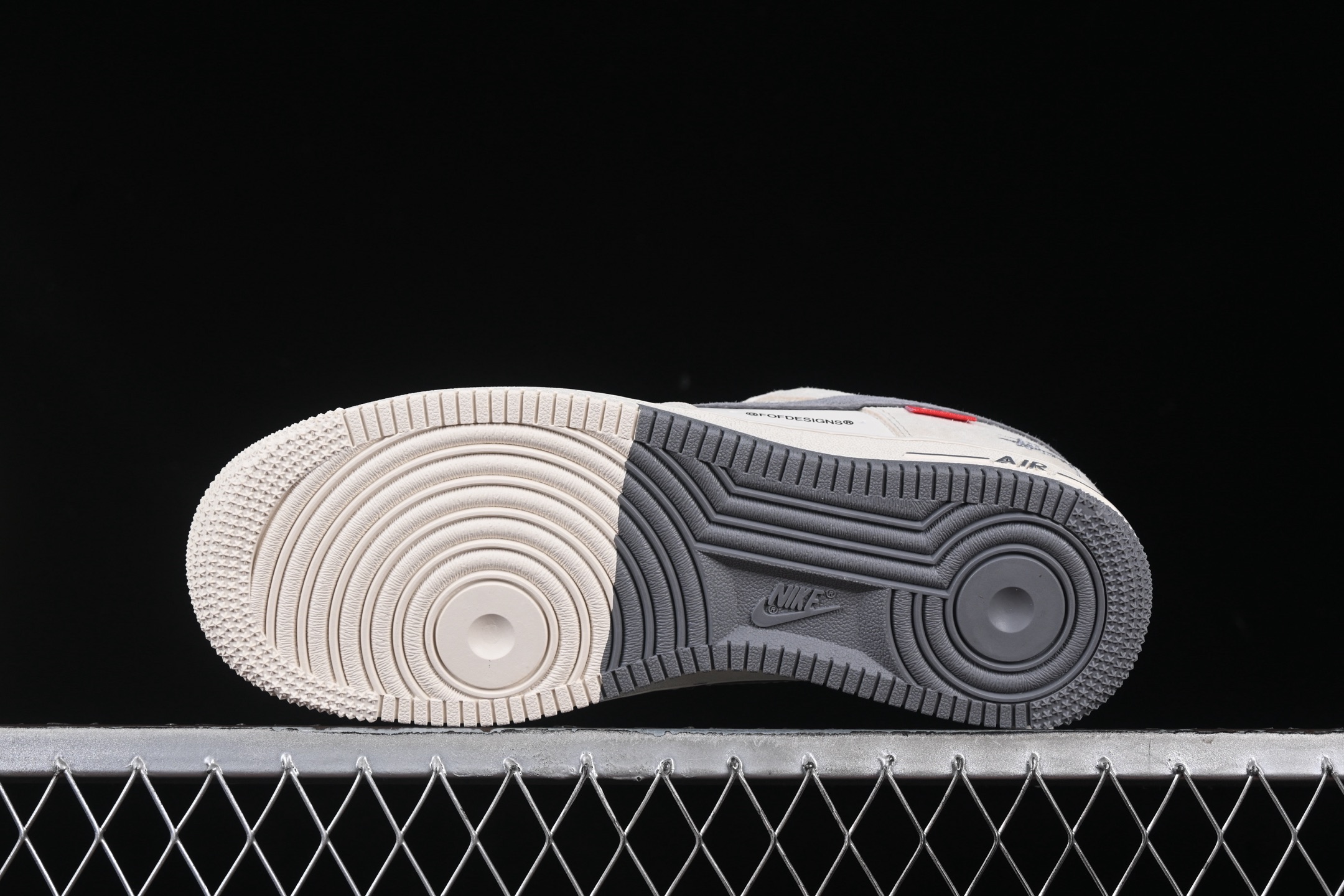Nike Air Force 1 '07 Low Beige/Grey