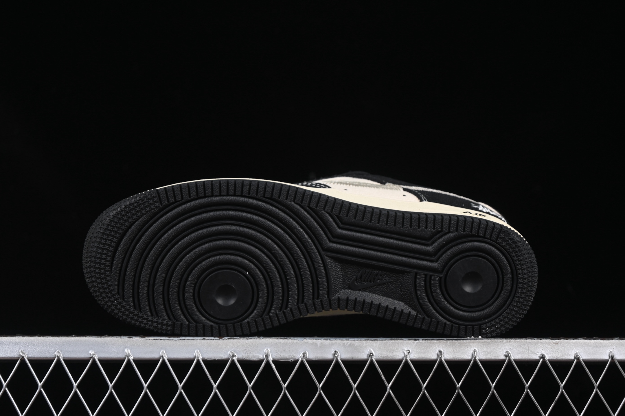 Nike Air Force 1 Low x Stussy Beige Black
