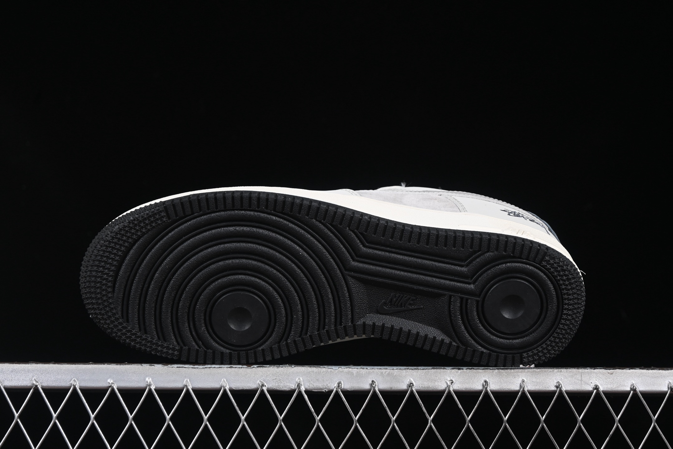 Nike Air Force 1 Low Stussy Grey Suede Sneakers Grey