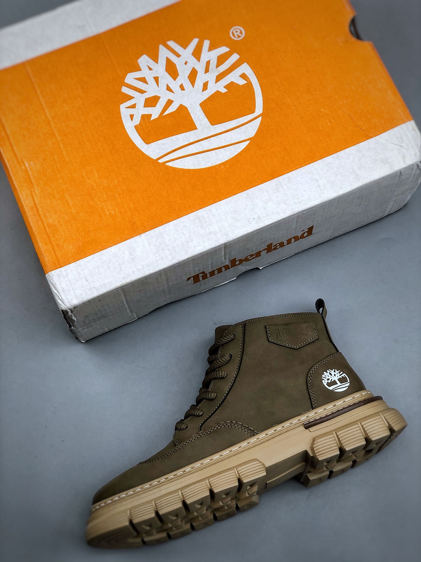 Undefeated x Timberland Rugged Zip Boots Olive