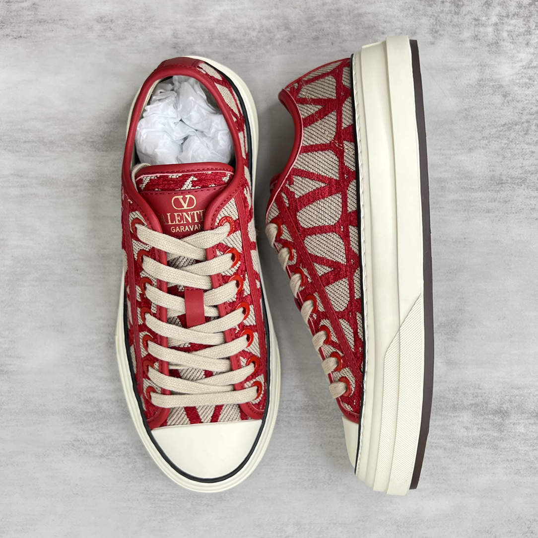 Valentino Garavani TotaloopV Low-Top Sneakers Red