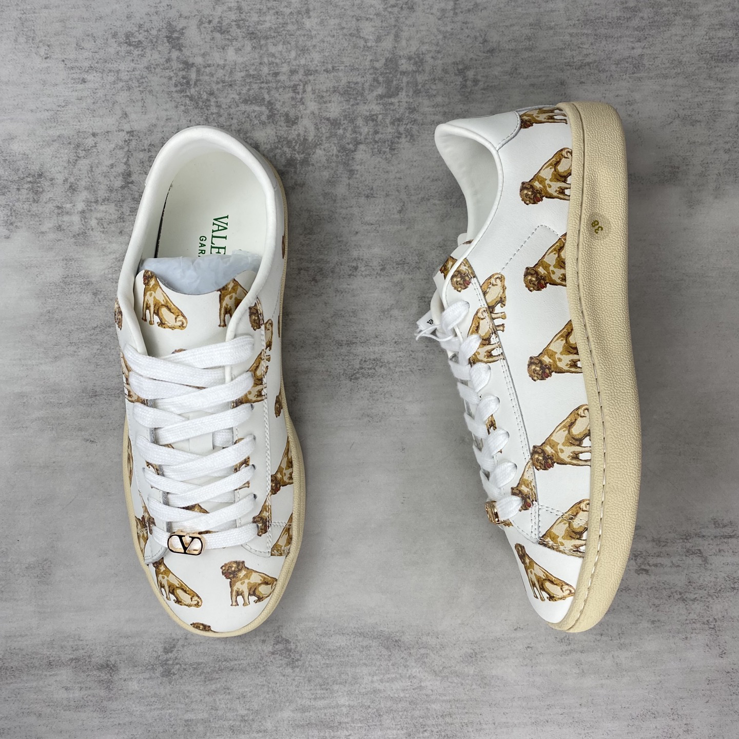 Valentino Dog Print Low-Top Sneakers White