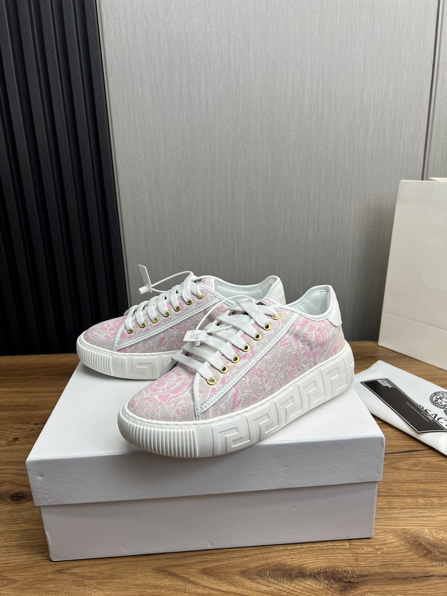 Versace Leather Low-Top Sneakers Pink
