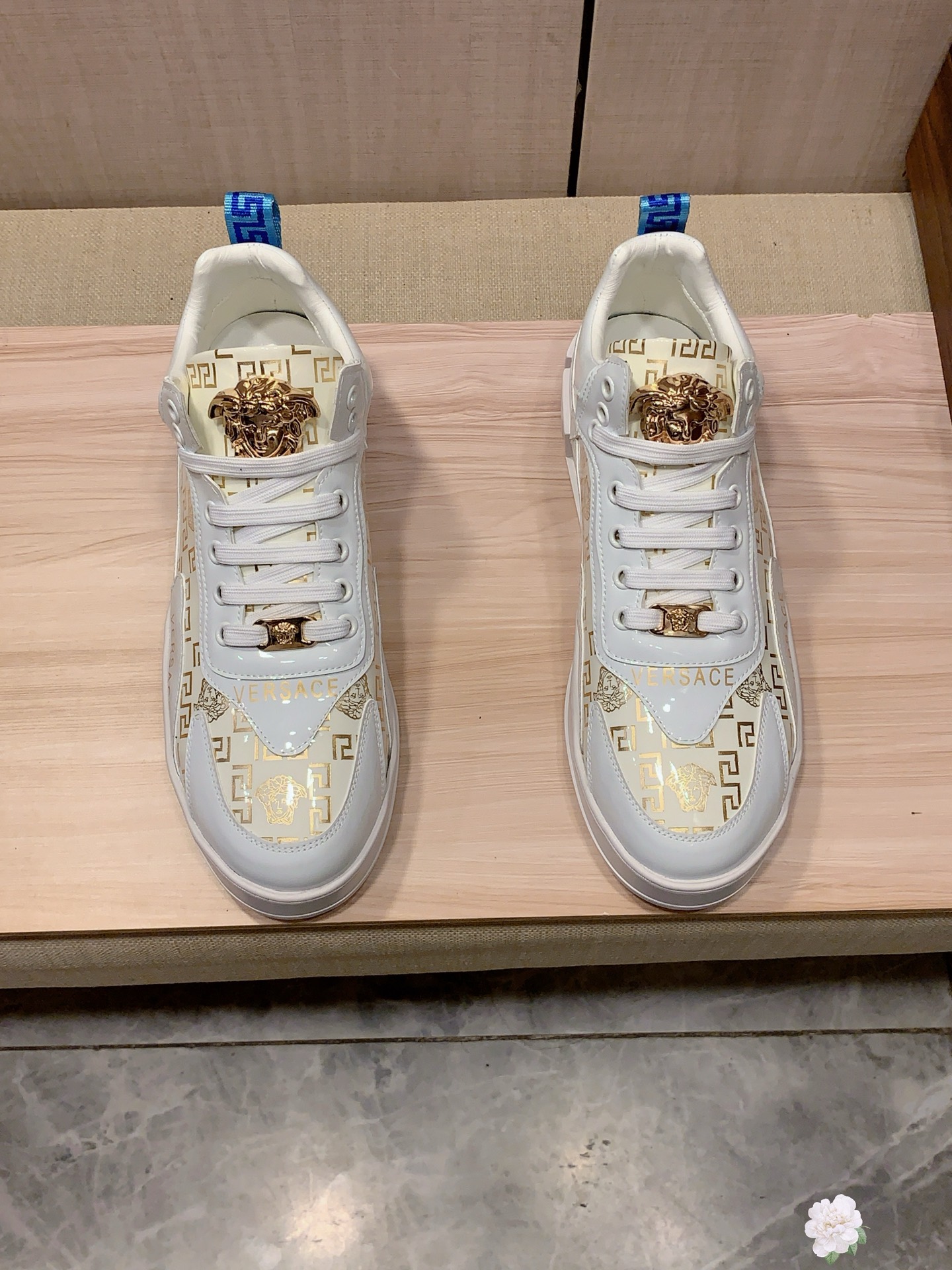 Versace Greca Medusa Low-Top Sneakers Multicolor