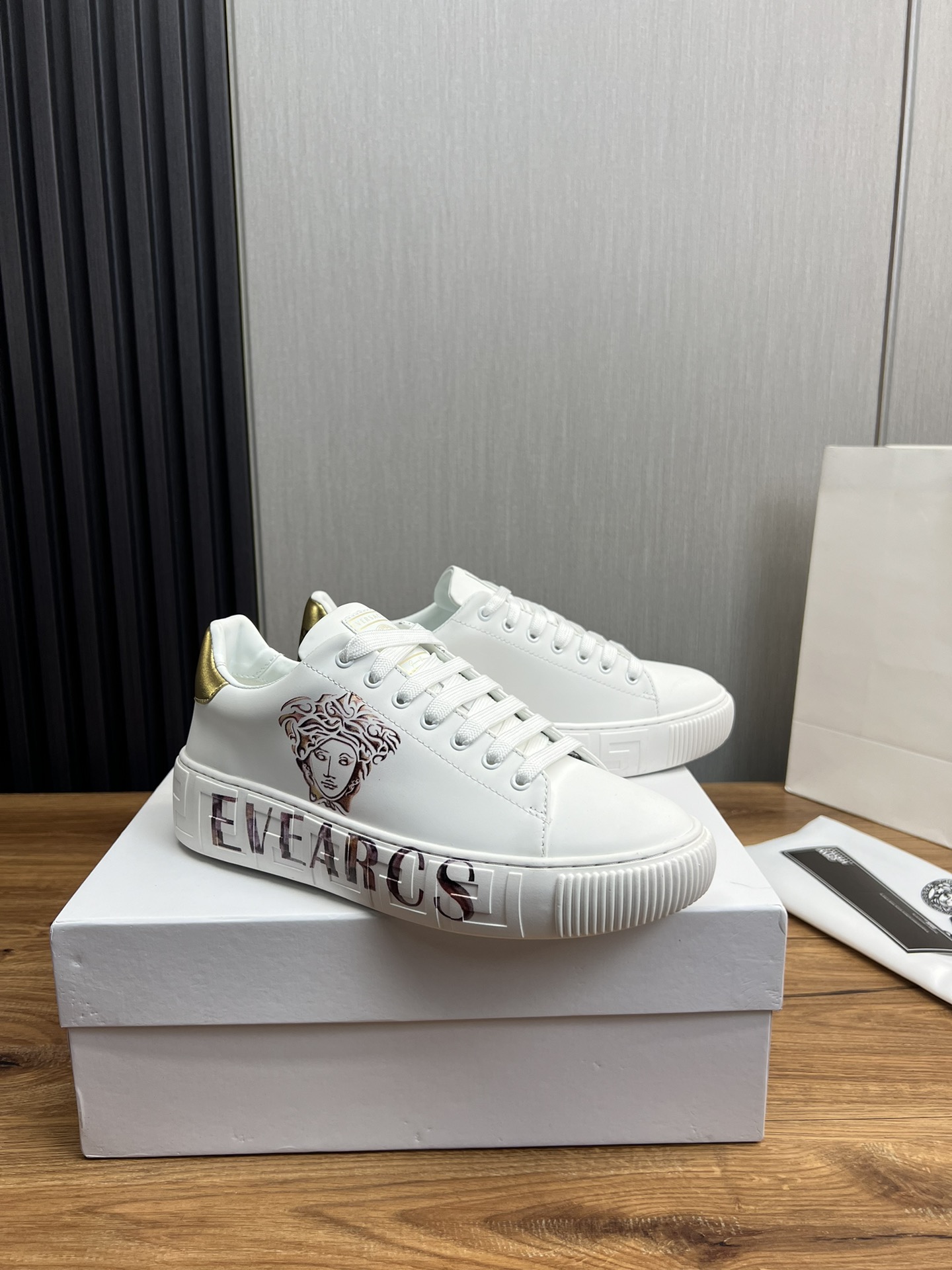 Versace Medusa Leather Sneakers White/Gold
