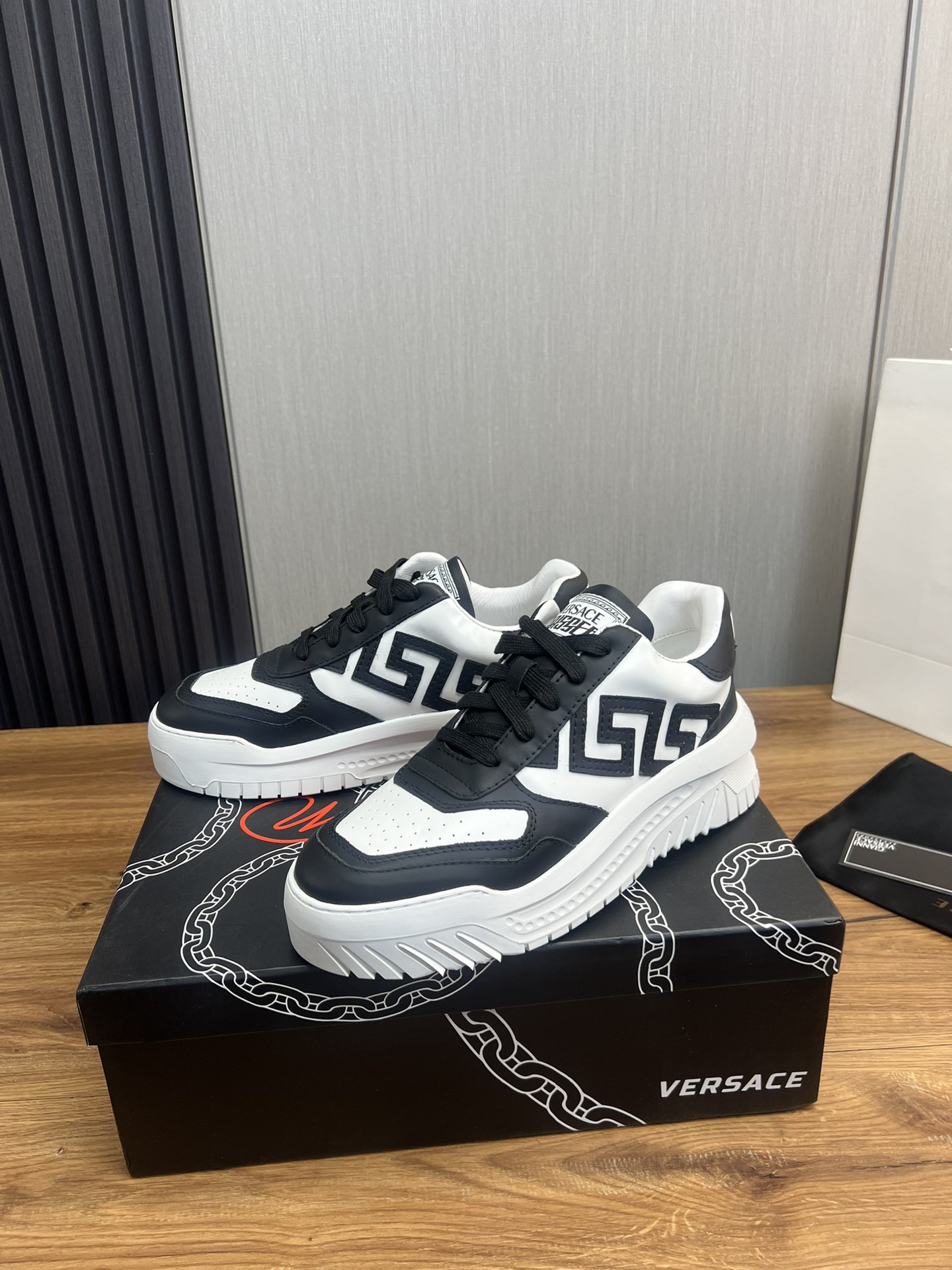 Versace Odissea Leather Low-Top Sneakers Black/White