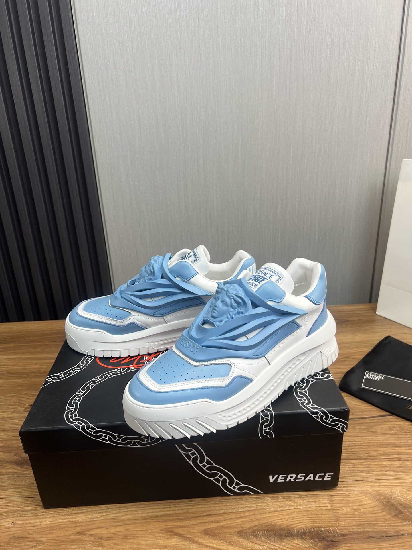 Versace Leather Casual Sneakers Blue/White