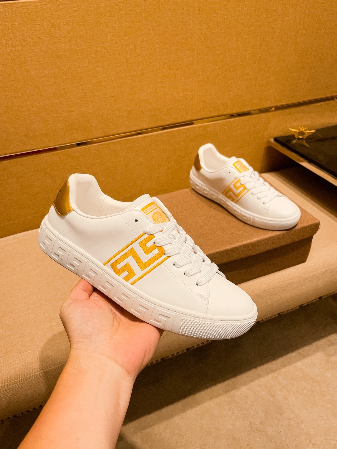 Versace Leather Low-Top Sneakers White/Gold