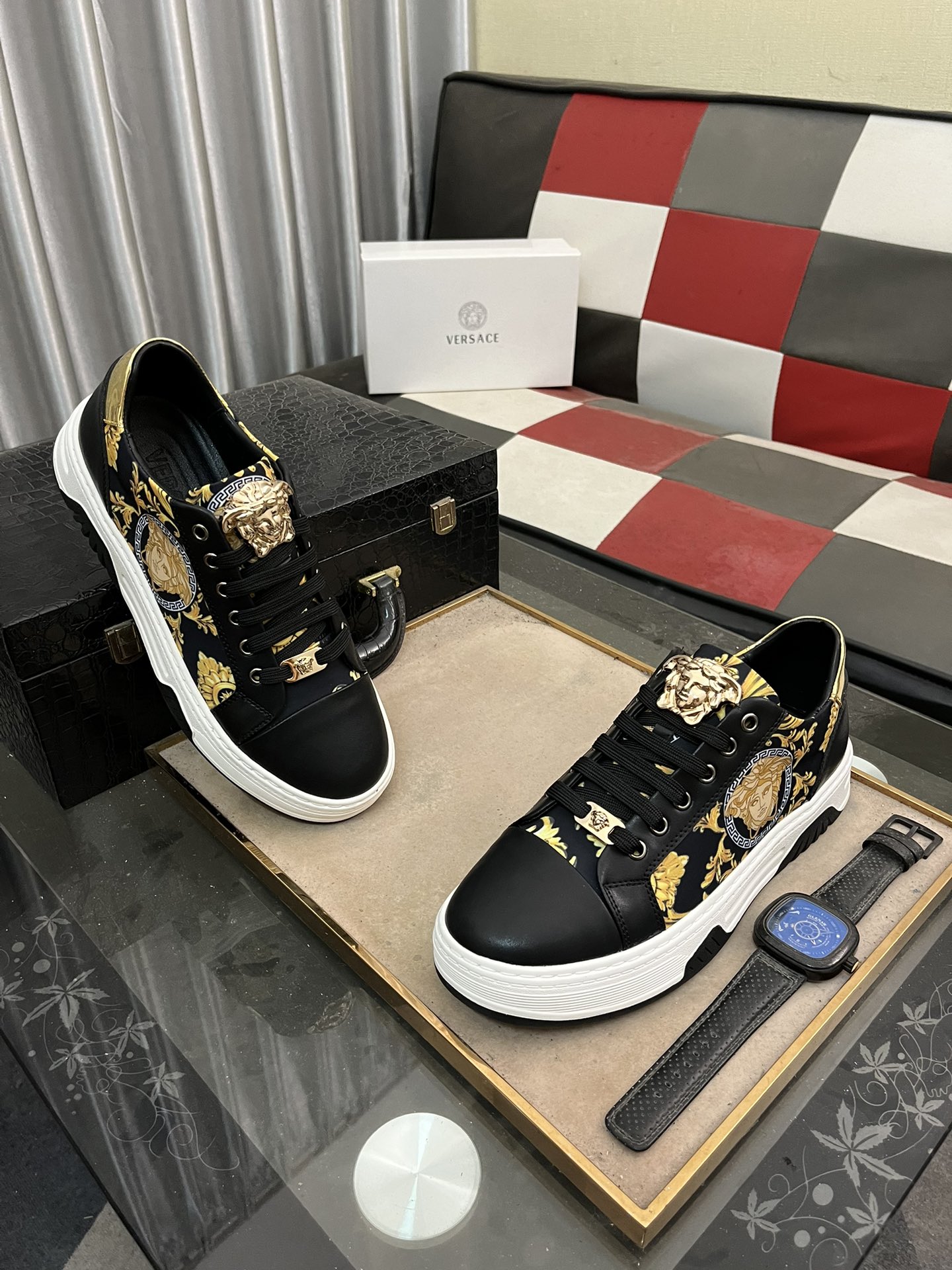 Versace Medusa Baroque Sneakers Black/Gold