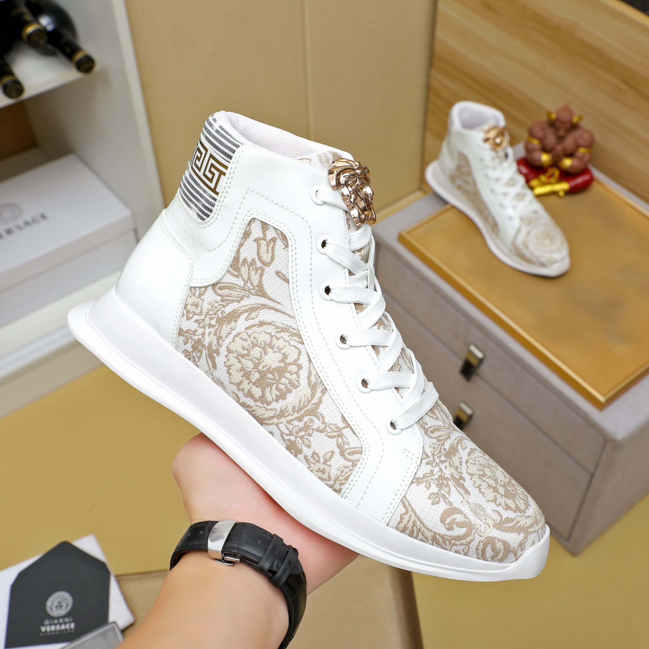 Versace Medusa High-Top Sneakers White/Gold
