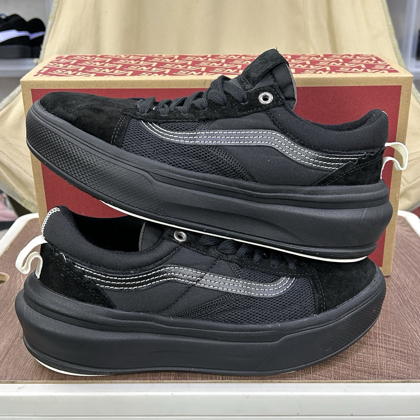 Vans Old Skool Overt ComfyCush Low-Top Skate Shoes Black