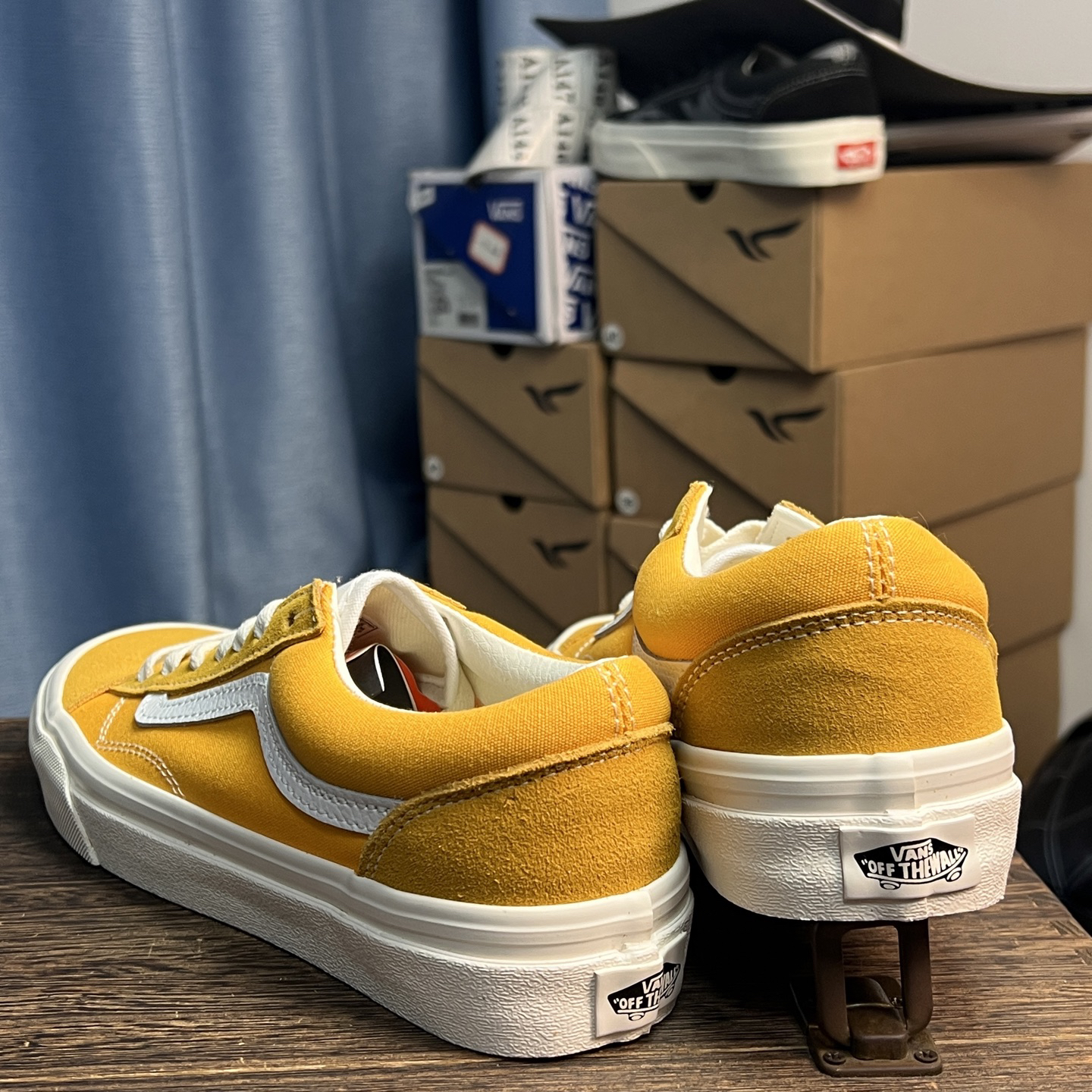 Vans Old Skool 36 Low-Top Sneakers Yellow