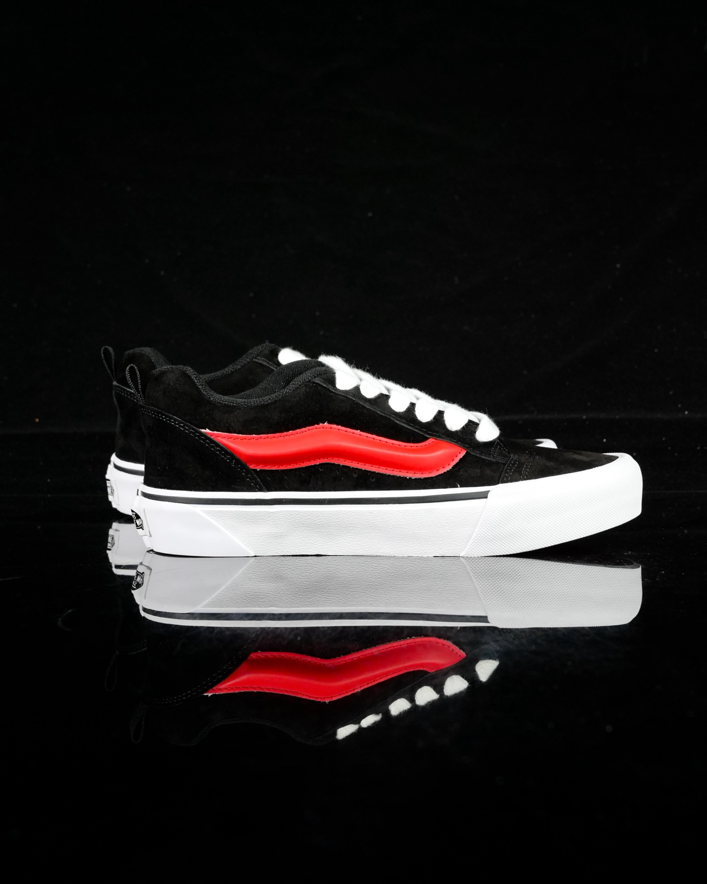 Vans Knu Skool Chunky Skate Sneakers Black/Red