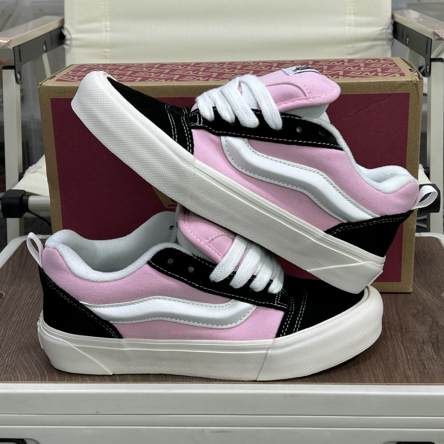 Vans Knu Skool Low-Top Skate Shoes Pink/Black/White