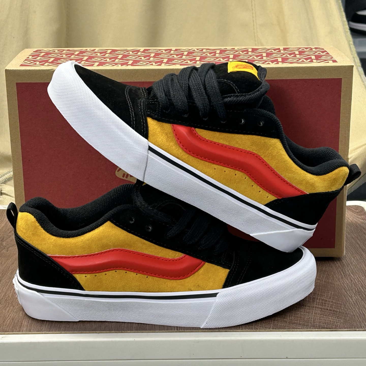 Vans Knu Skool Suede Skate Shoes Black/Yellow/Red