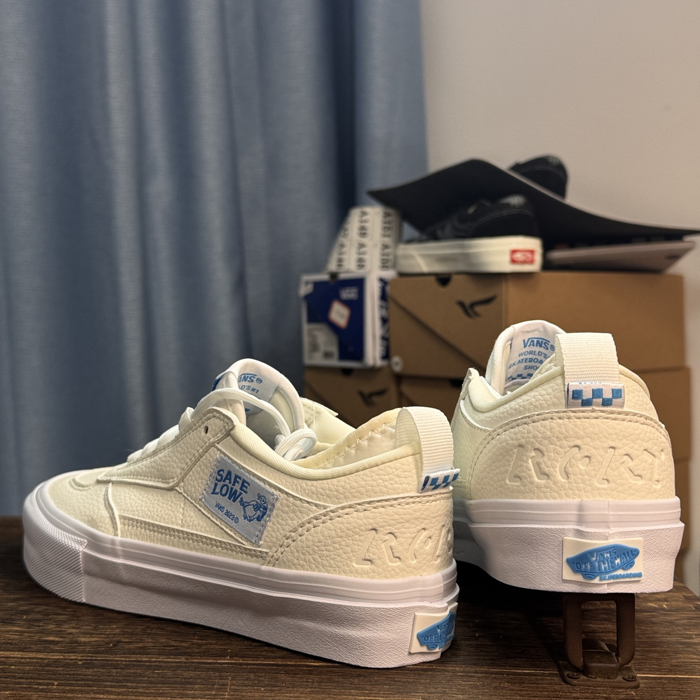 Vans Half Cab Low Skate Shoes White/Blue