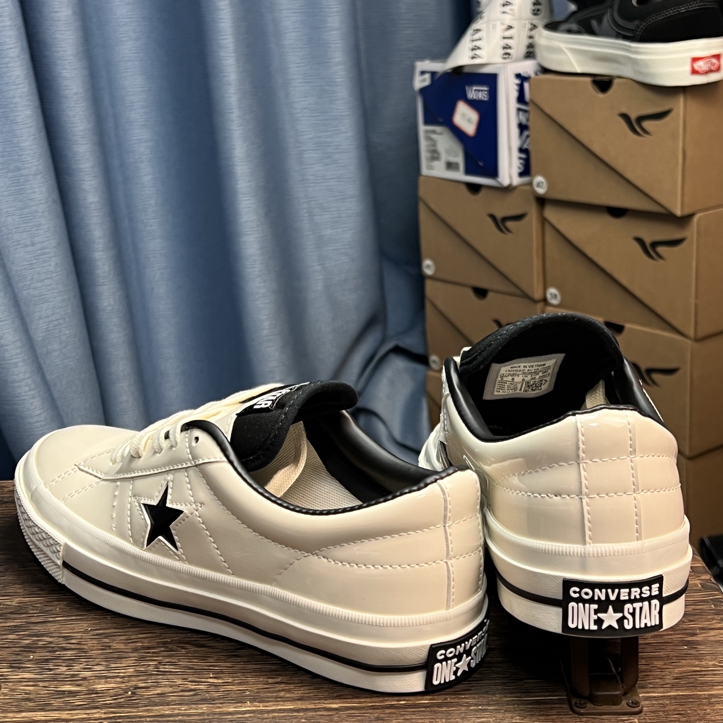 Converse One Star Patent Low-Top Sneakers Black/White