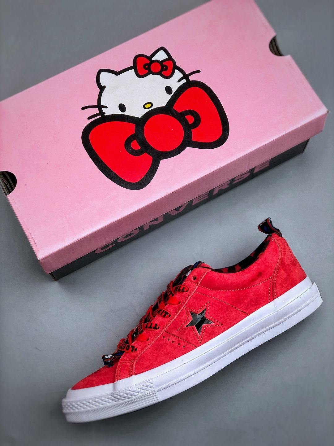Converse x Hello Kitty One Star Suede Low Prism Pink