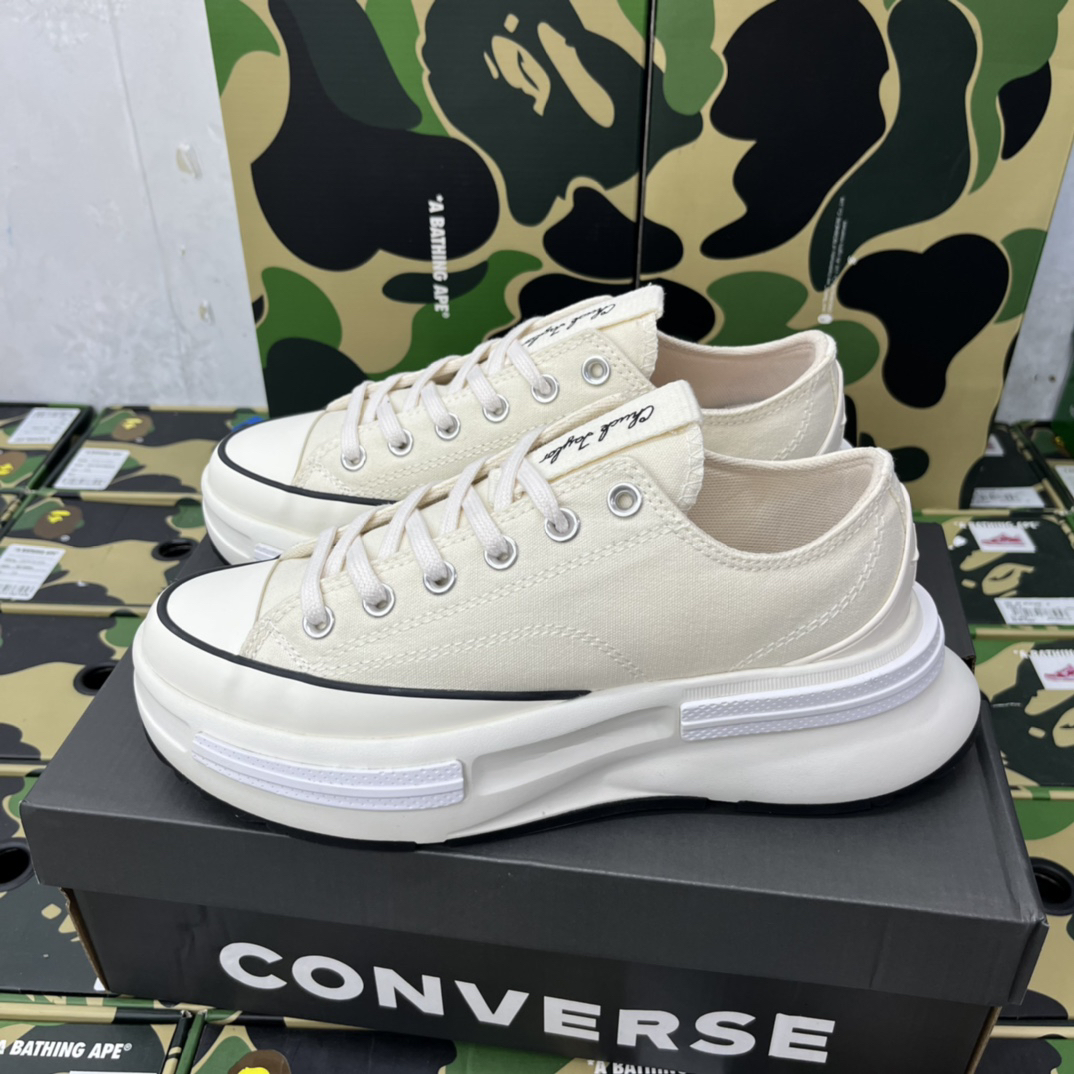 Converse Chunky Platform Low-Top Sneakers Beige
