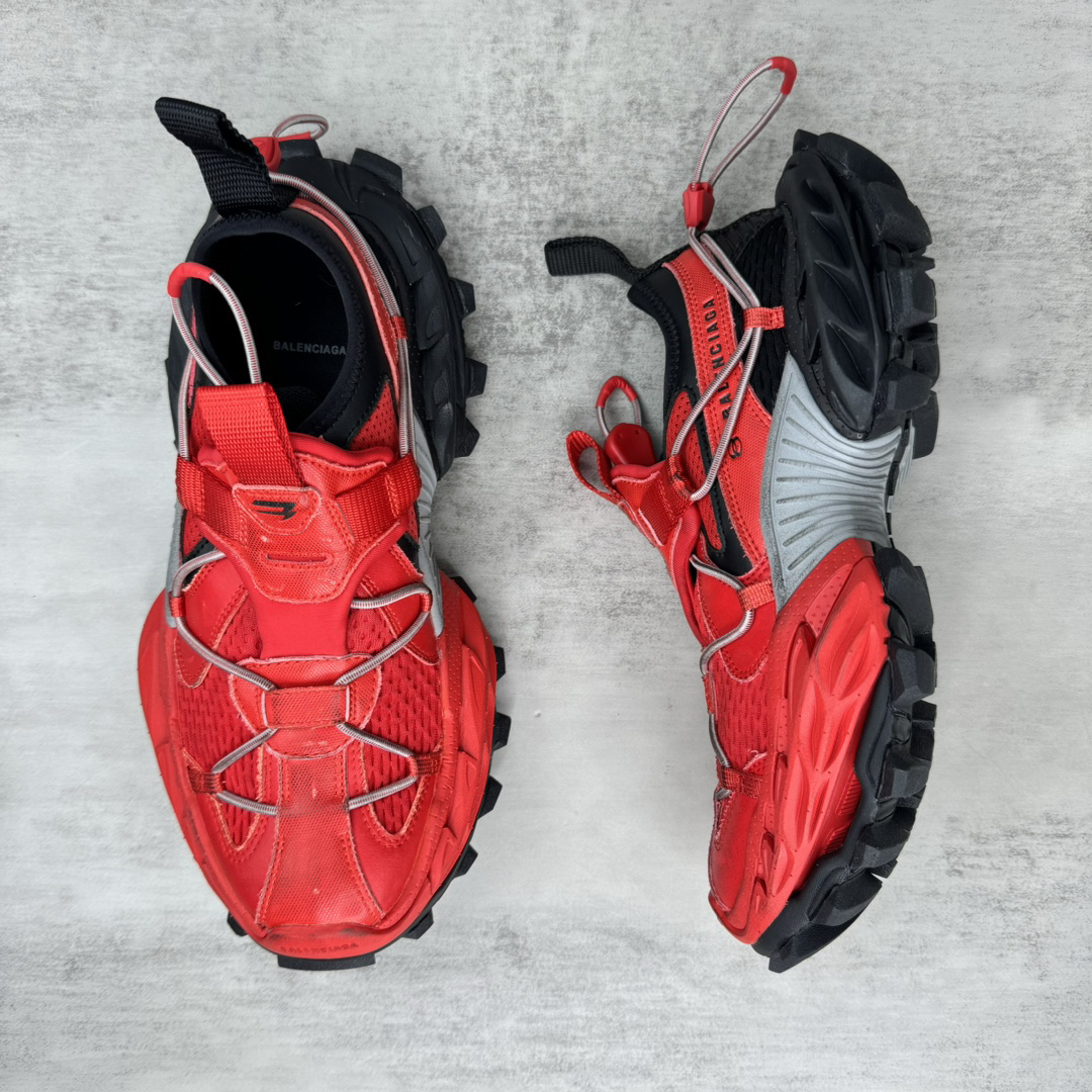 Balenciaga Track 15 Sneakers Red