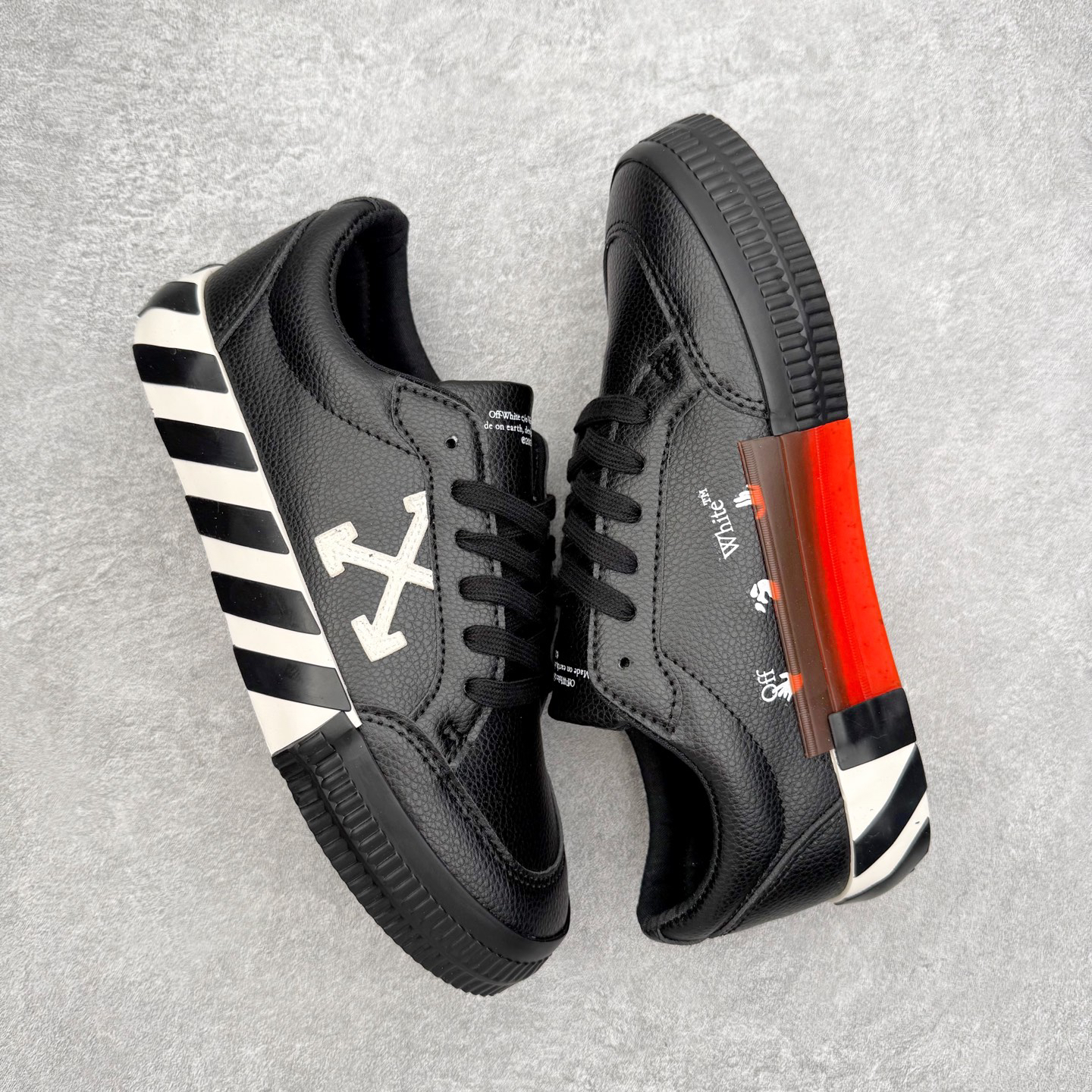 Off-White Low-Top Sneakers Black