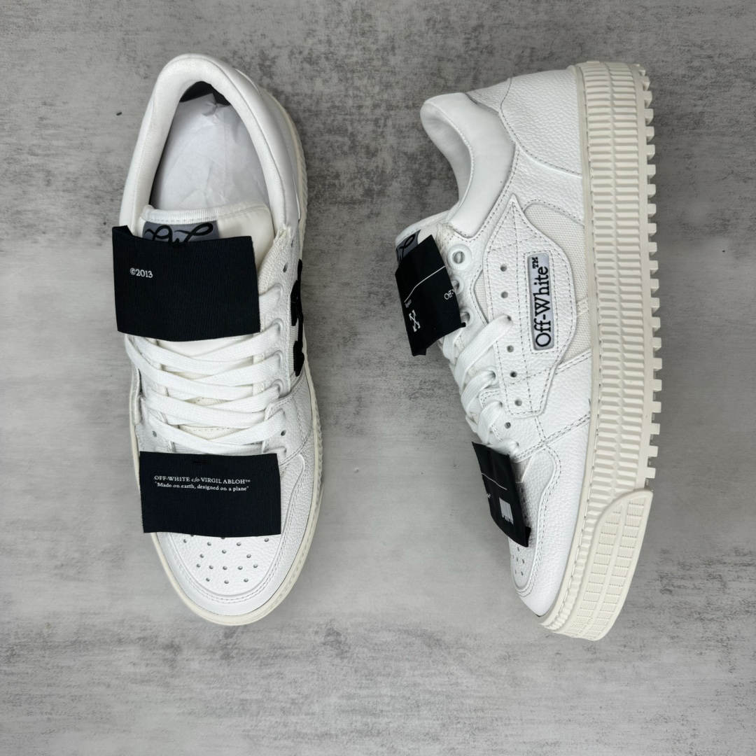 Off-White Low Vulcanized Sneakers White