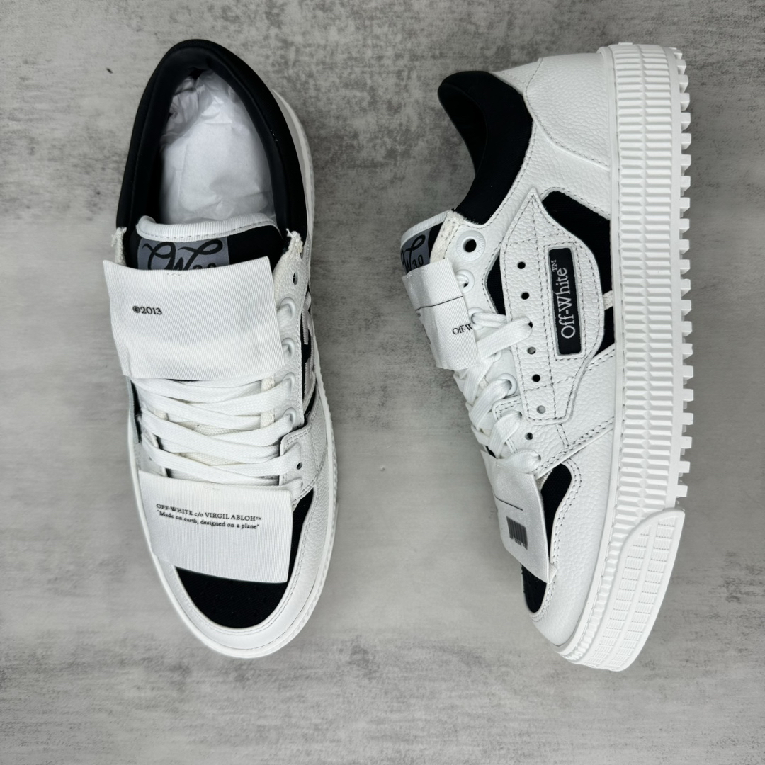 Off-White Low Vulcanized Sneakers White/Black