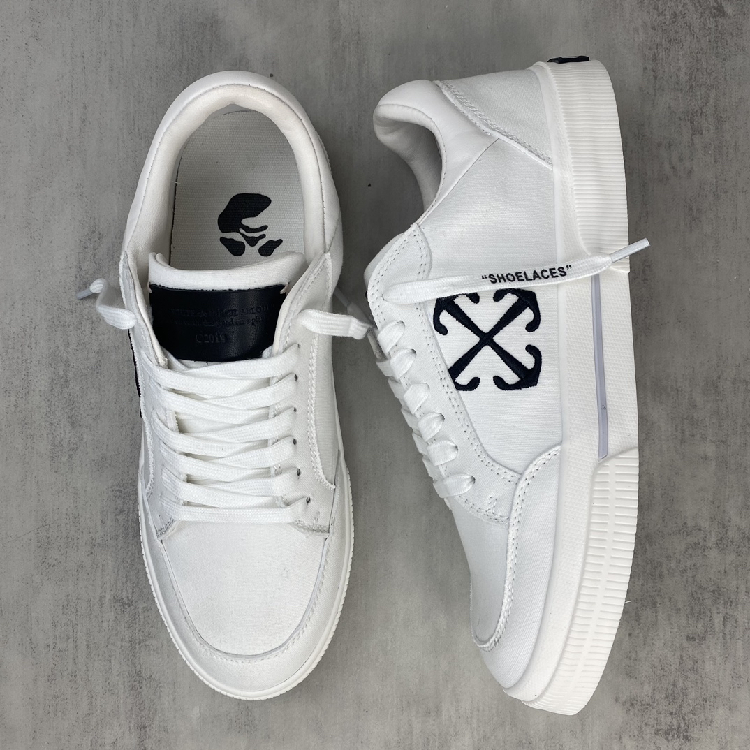 Off-White Low Vulcanized Canvas Sneaker White