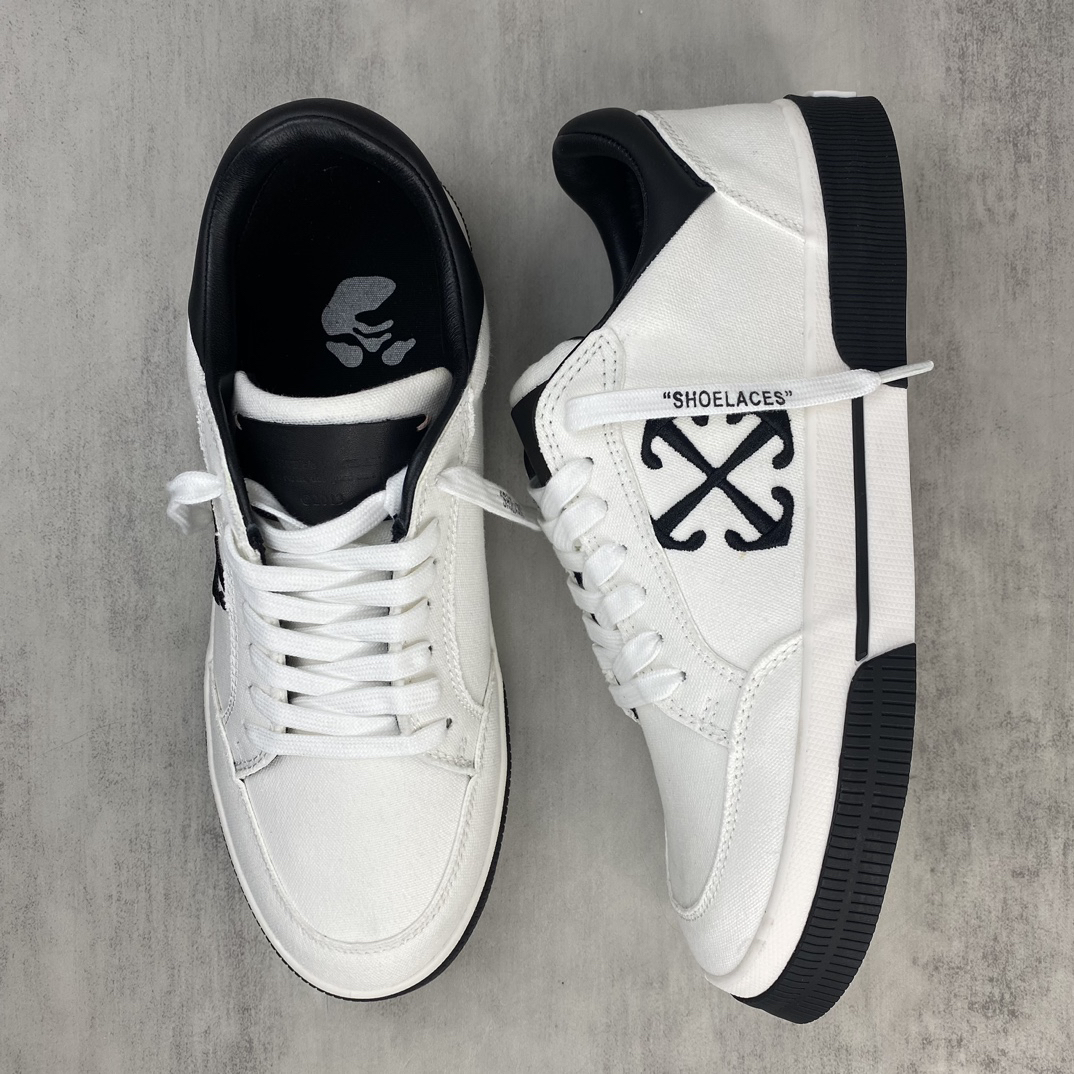 Off-White Low Vulcanized Canvas Sneakers White/Black
