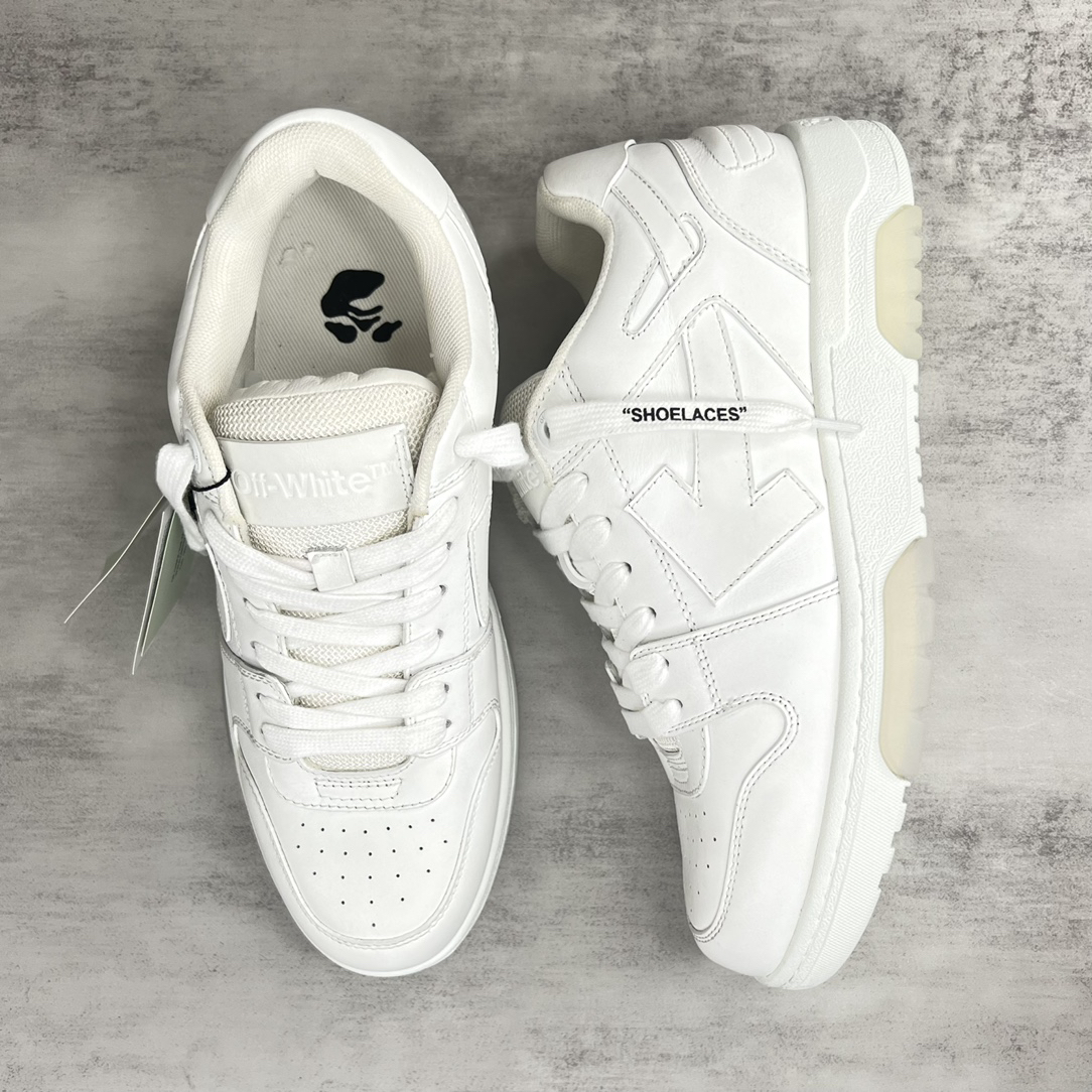 Off-White Low-Top Sneakers White