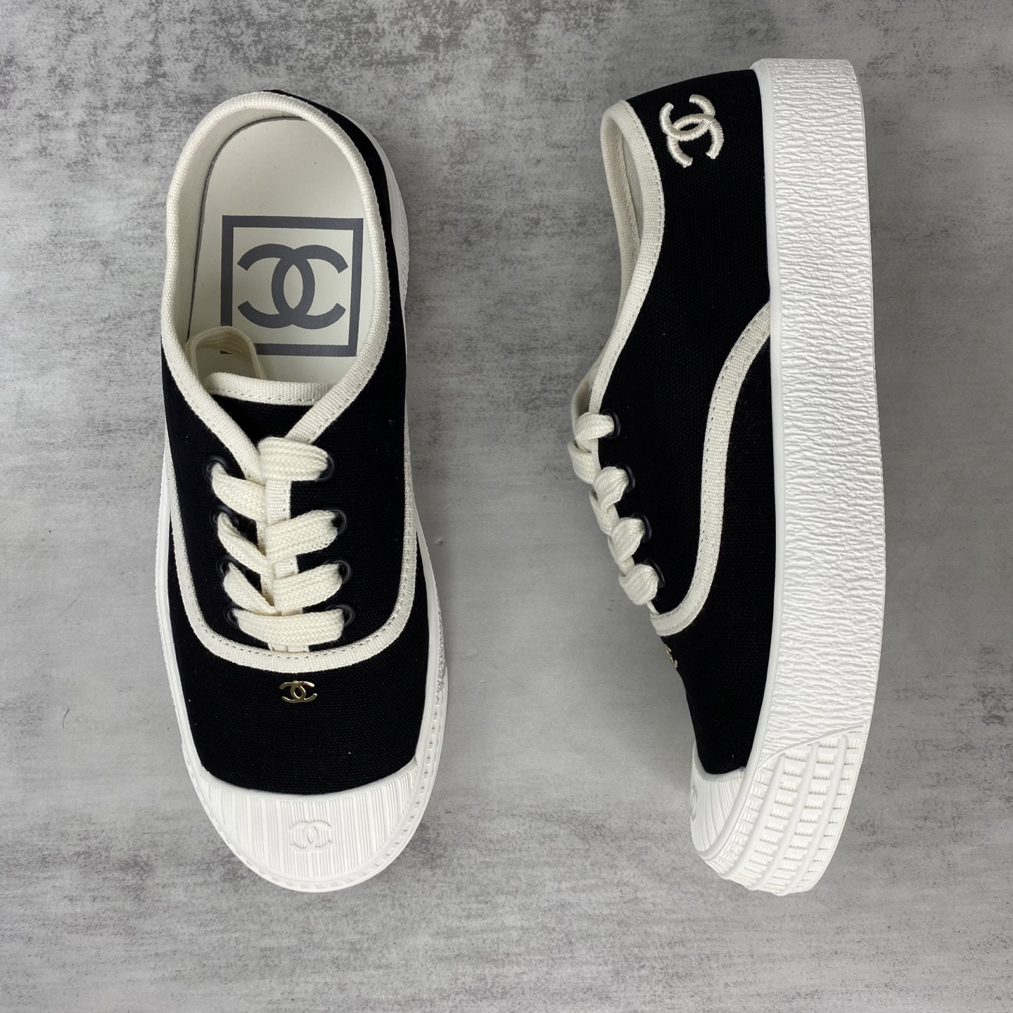 Chanel Vintage Canvas Sneakers Black/White