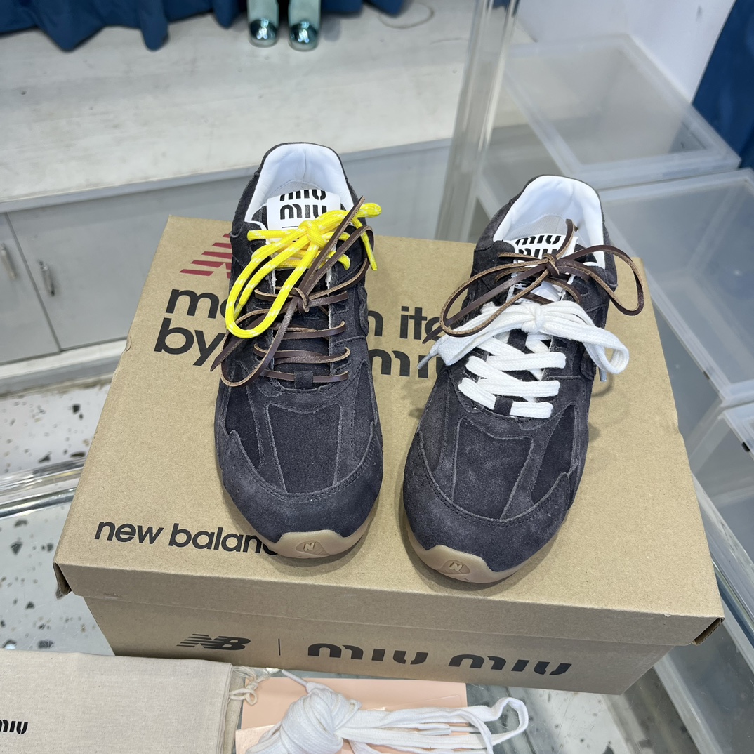 Miu Miu x New Balance 530 Sneakers Dark Gray