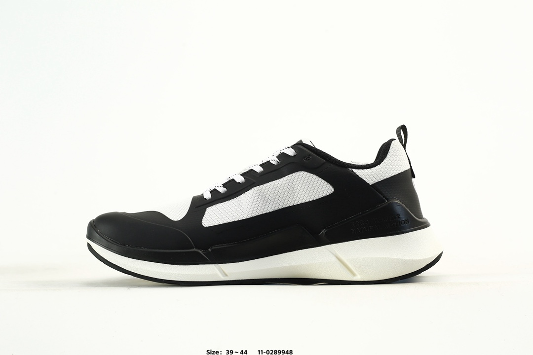 ECCO BIOM AEX Low Sneakers Black/White