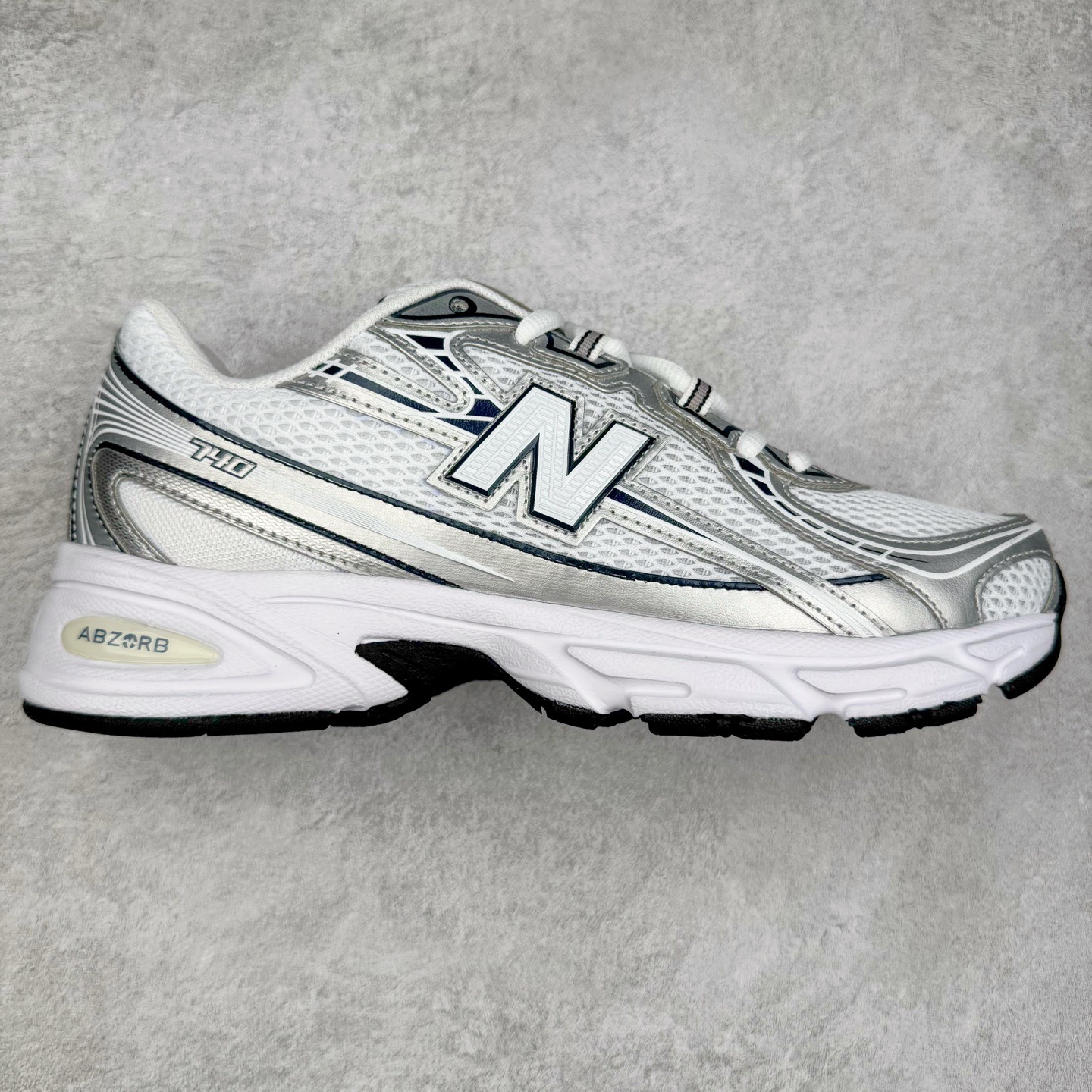 New Balance MR740 Retro Dad Sneaker Gray