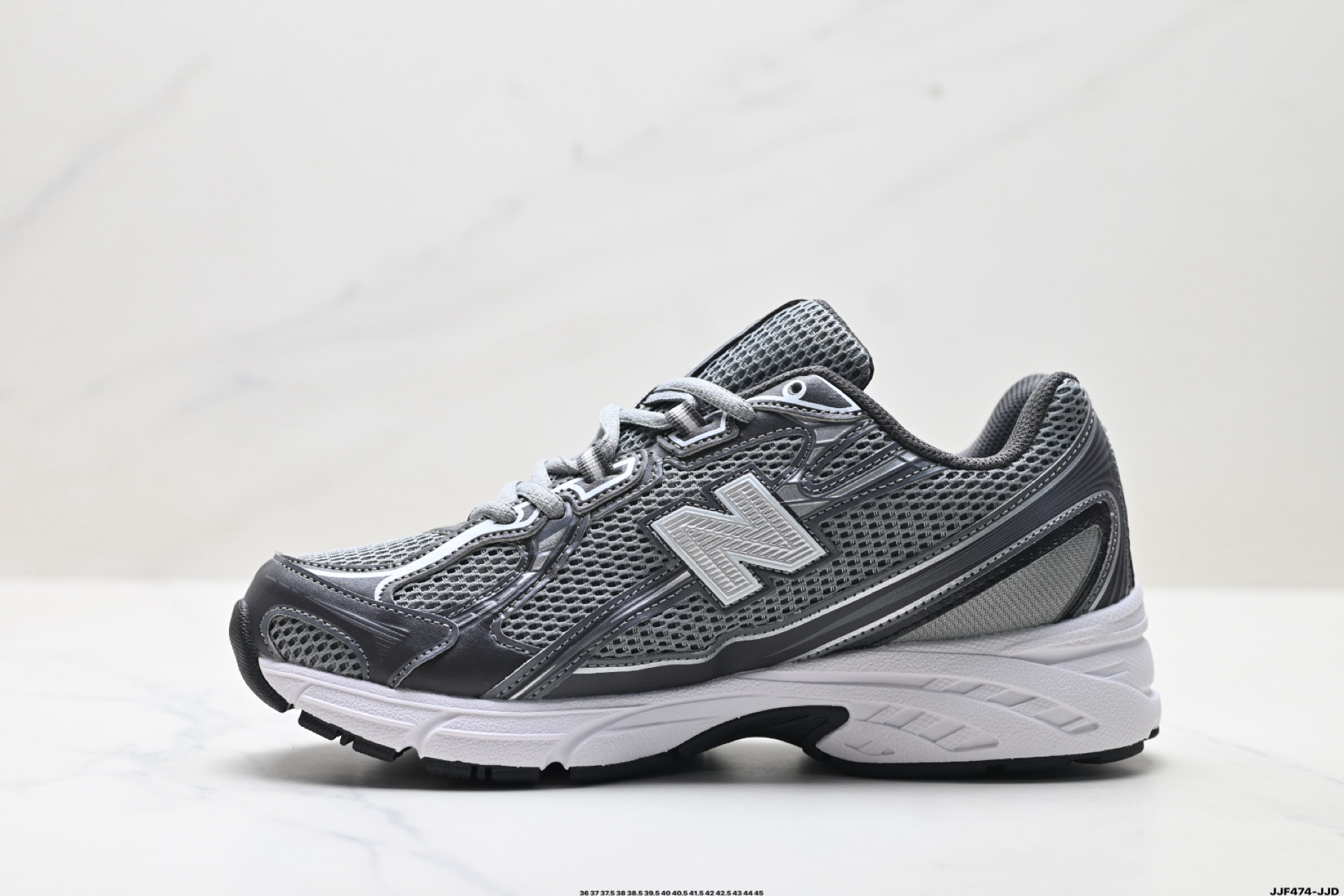 New Balance 740 Retro Runner Grey