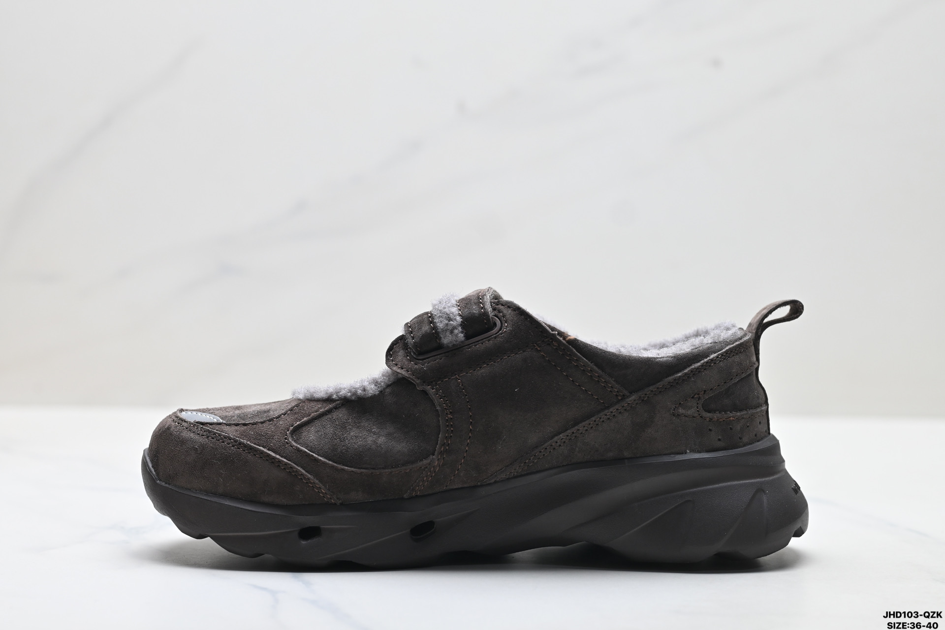 New Balance Mary Jane Platform Black