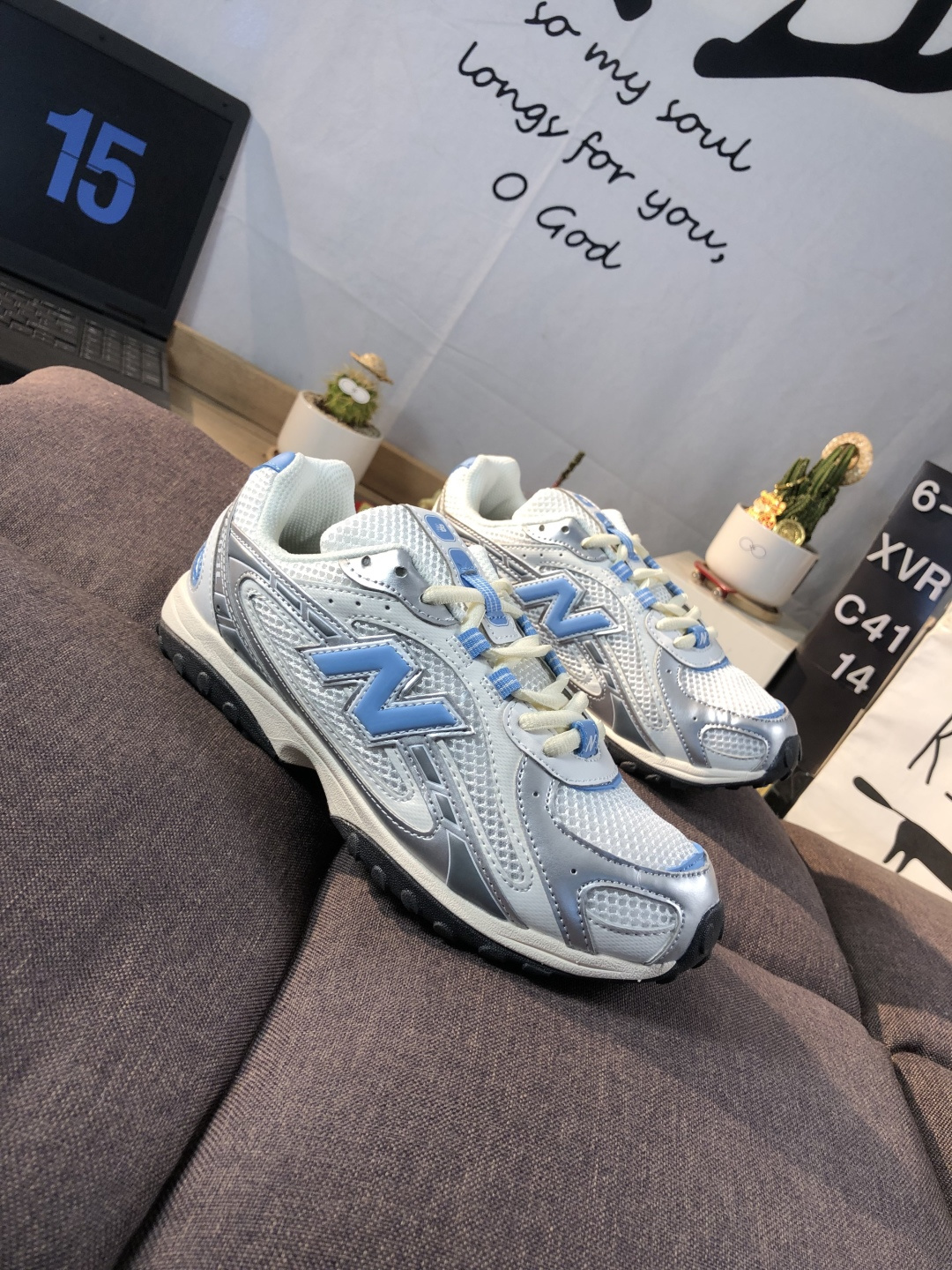 New Balance 204 Dad Runners Blue
