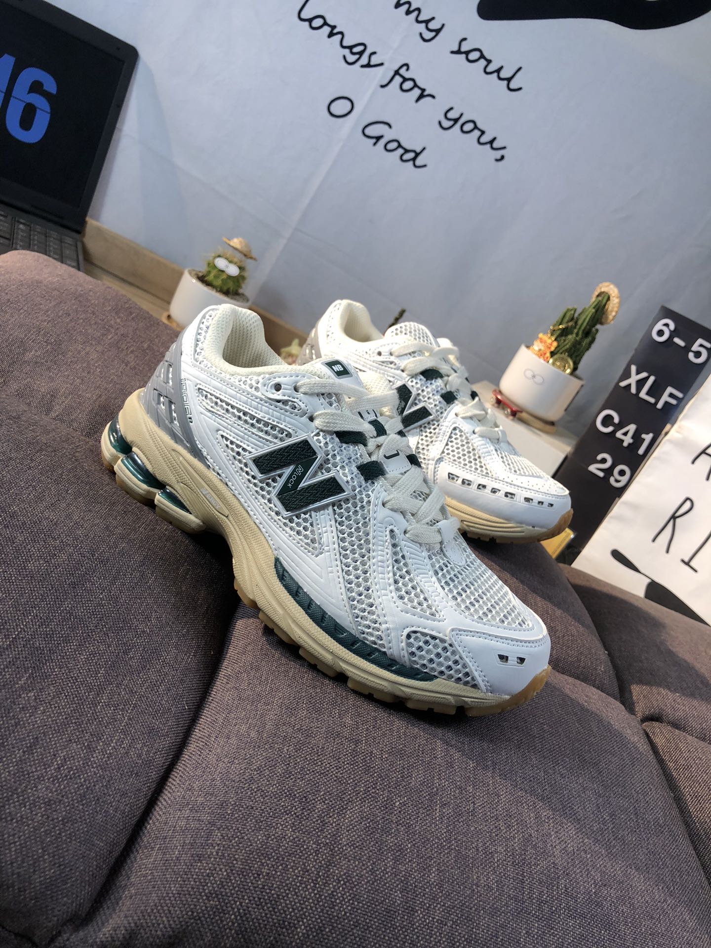 New Balance 1906R Runner White