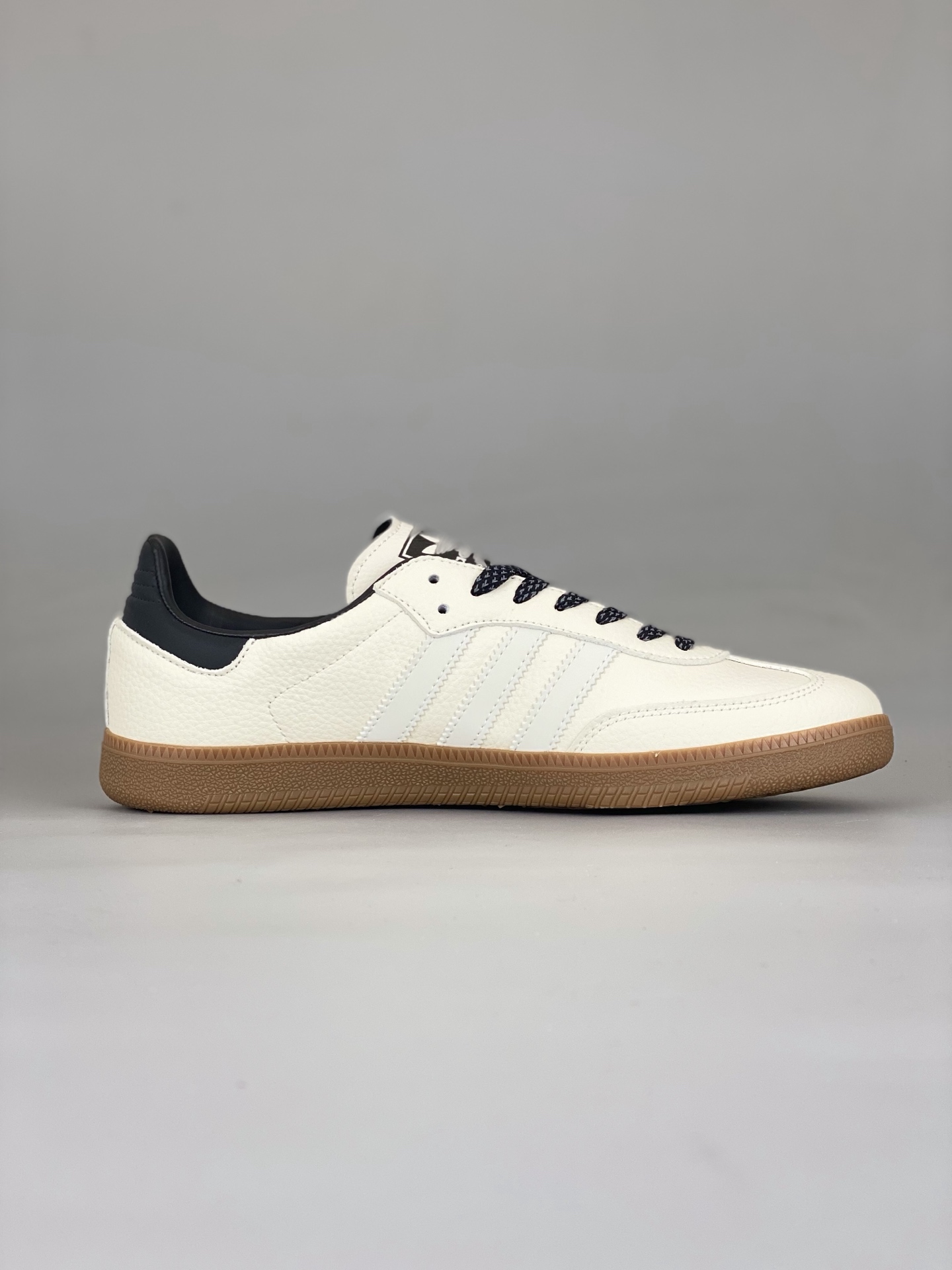 Adidas Samba OG Horse Print Sneakers Off-White/Black