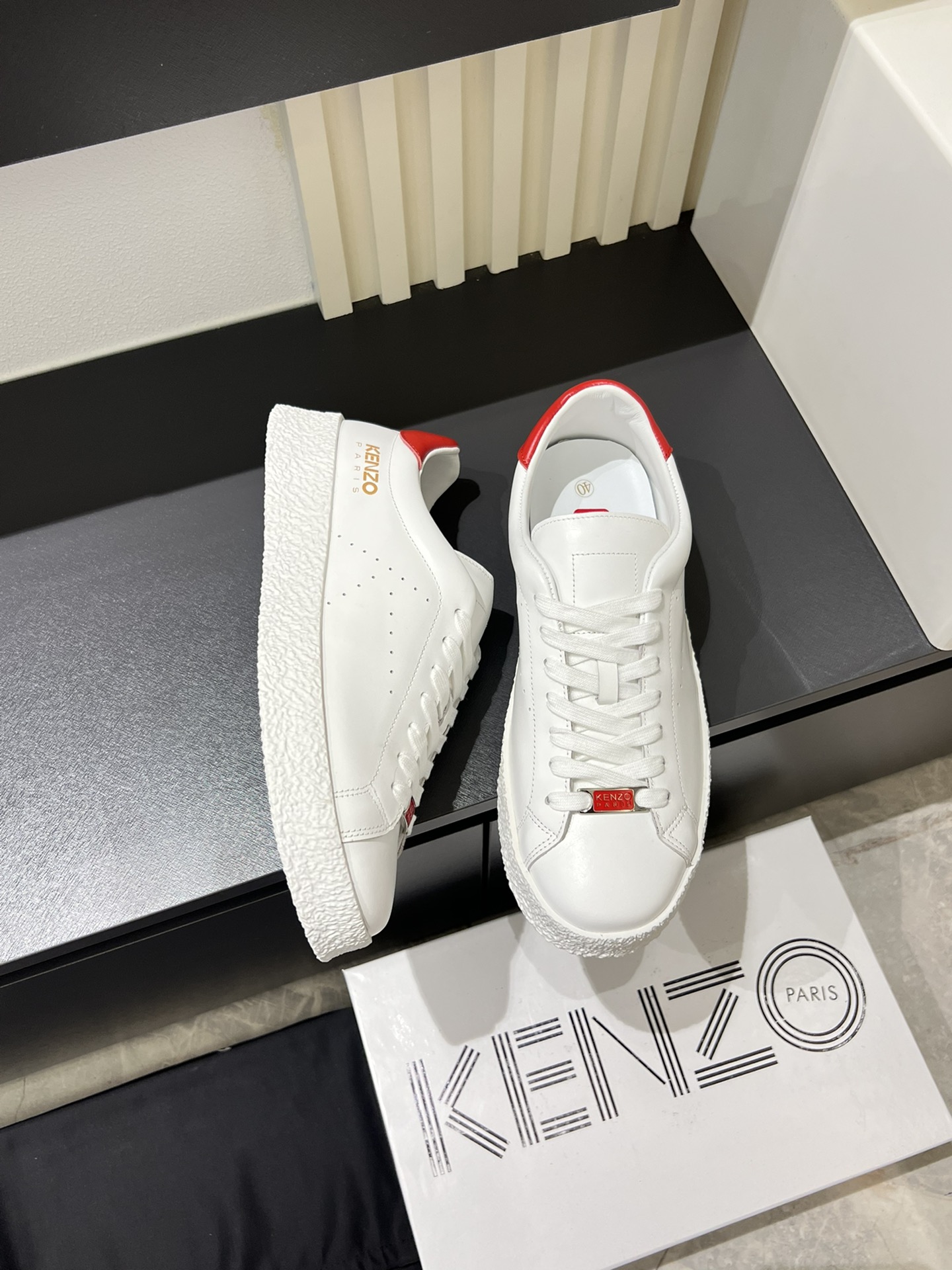 Kenzo Men's Leather Low-Top Sneakers White/Red