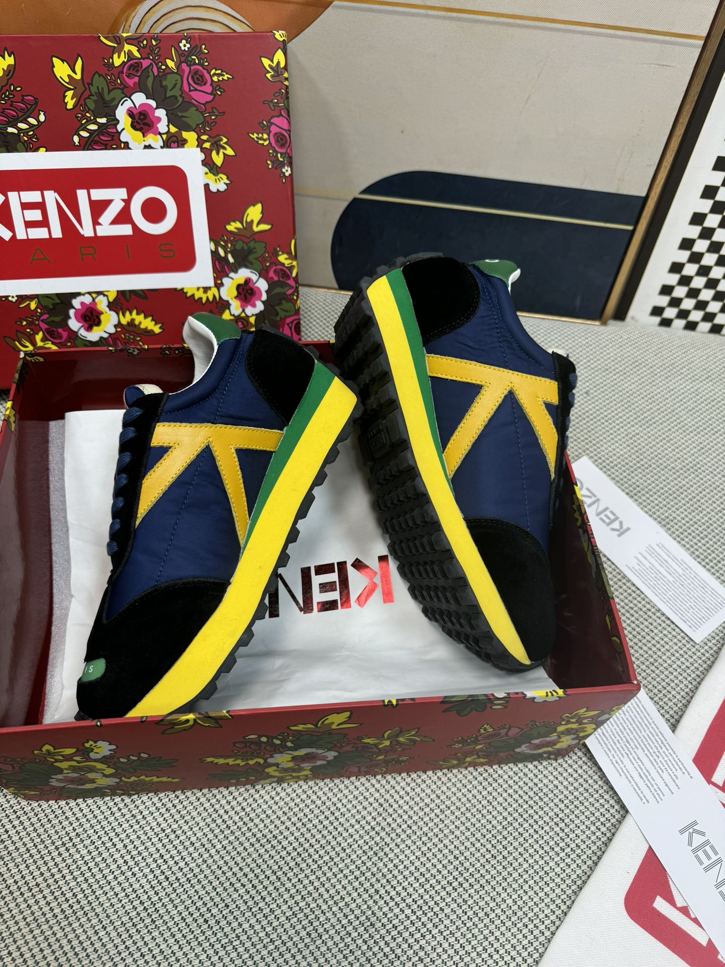 Kenzo Retro Runner Sneakers Multicolor