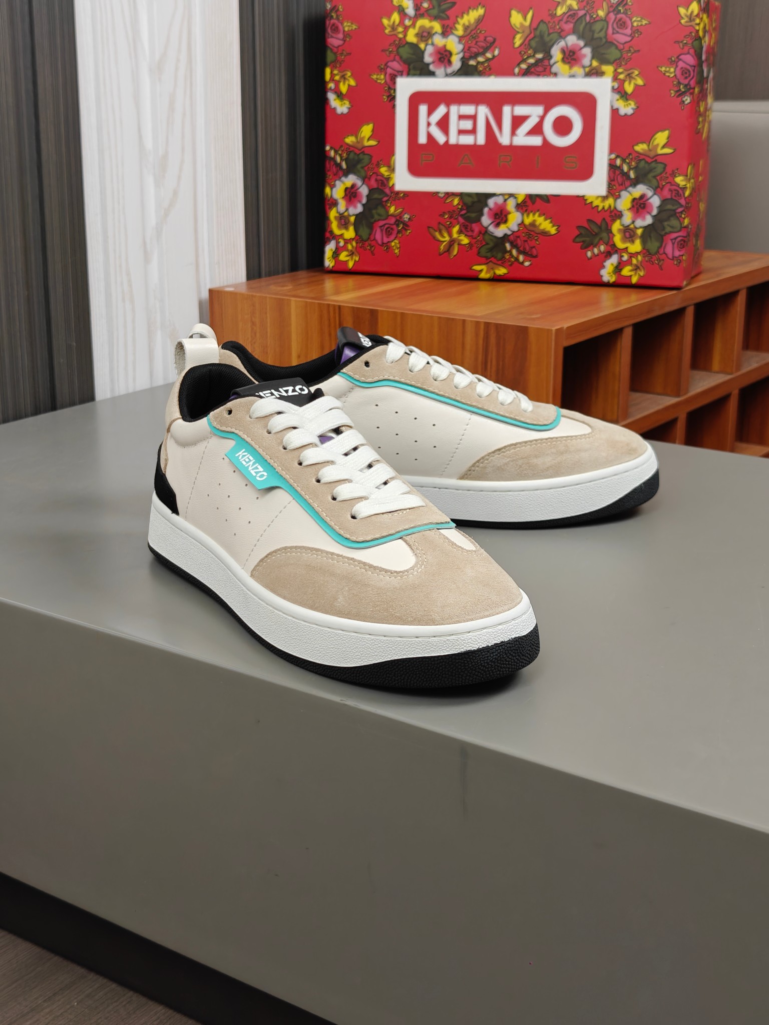 Kenzo Classic Leather Sneakers White