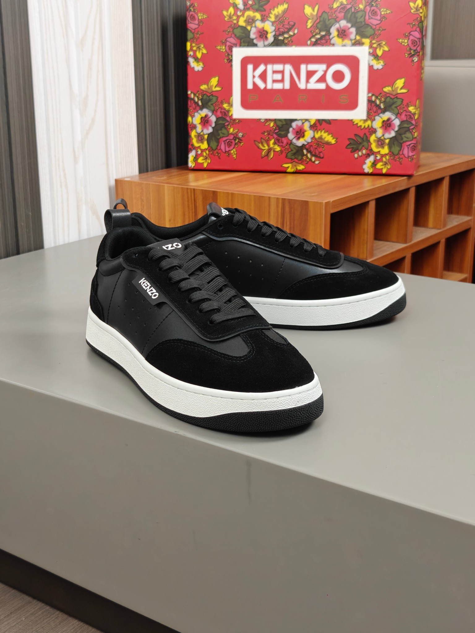 KENZO Classic Leather Sneakers Black