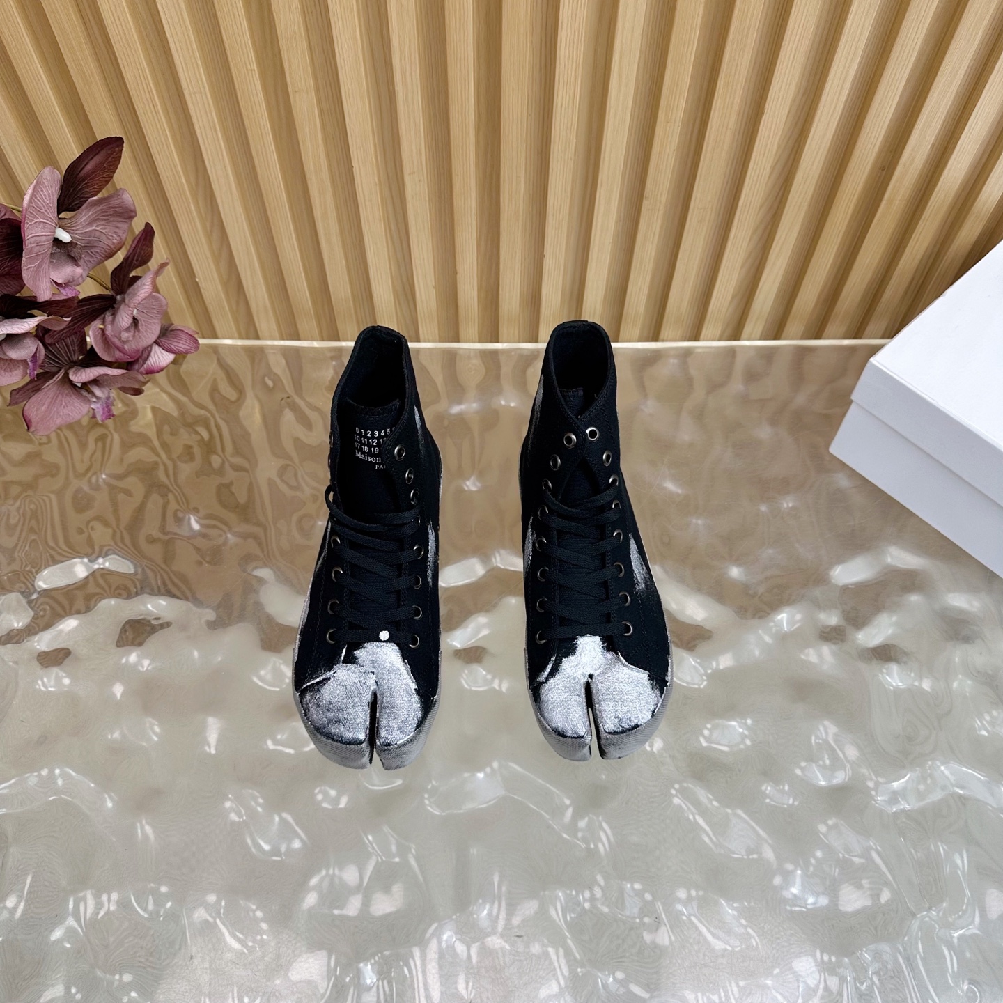MM6 Maison Margiela Tabi Canvas High-Top Sneakers Black/Silver