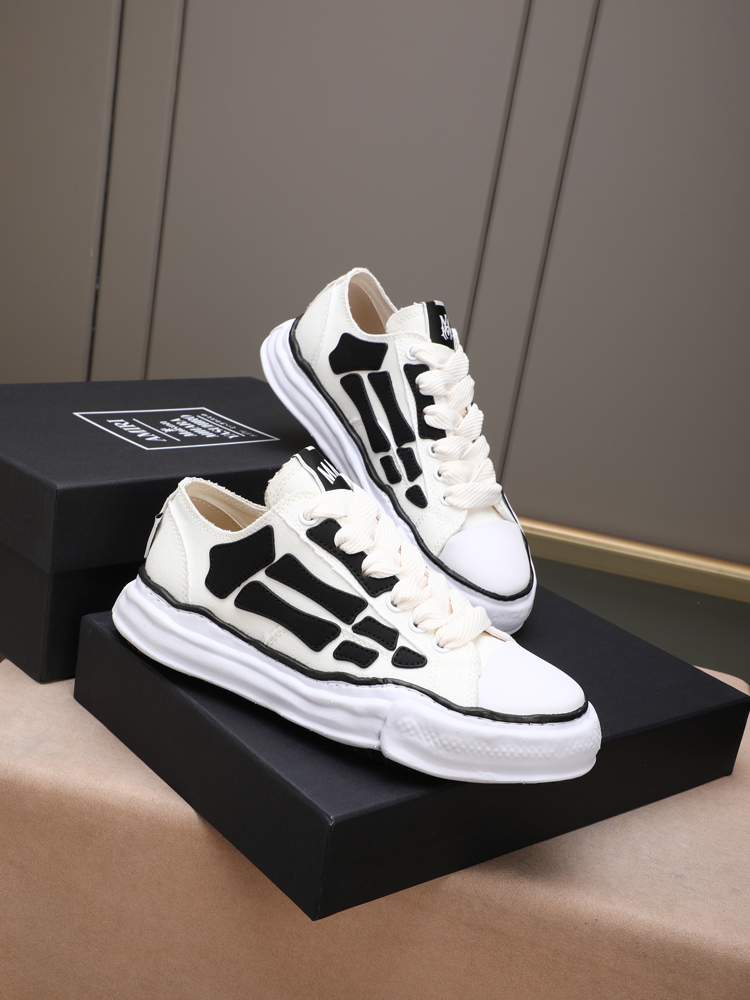 AMIRI x Maison Mihara Bones Sneakers White/Black