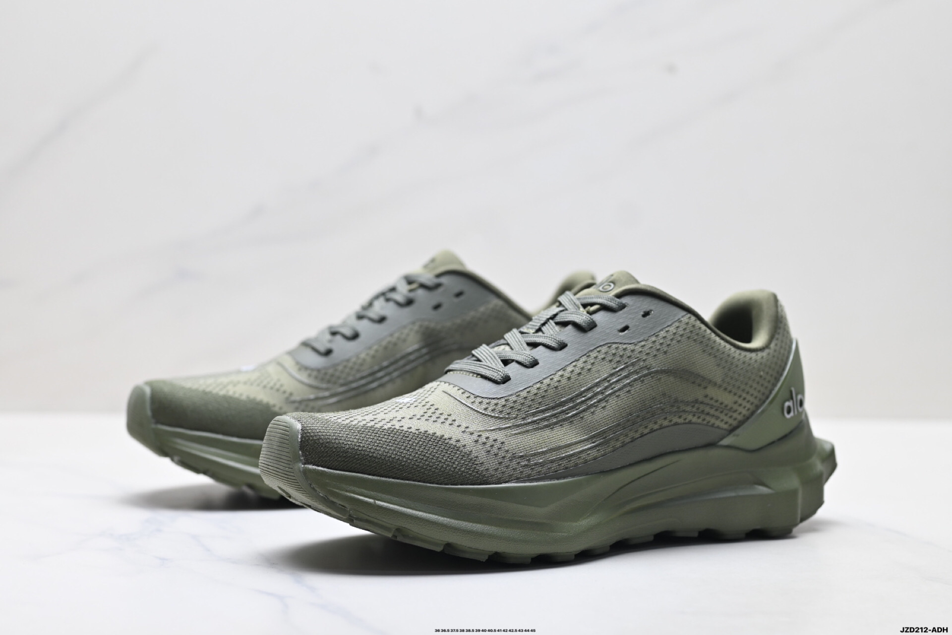 Alo Yoga Alo Runner Mesh Sneakers Olive Green