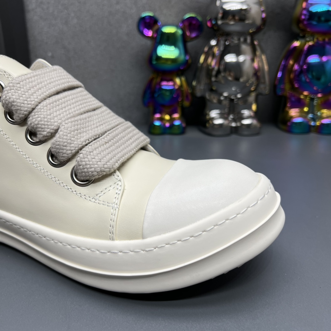 Rick Owens Minimal Low-Top Sneakers Beige